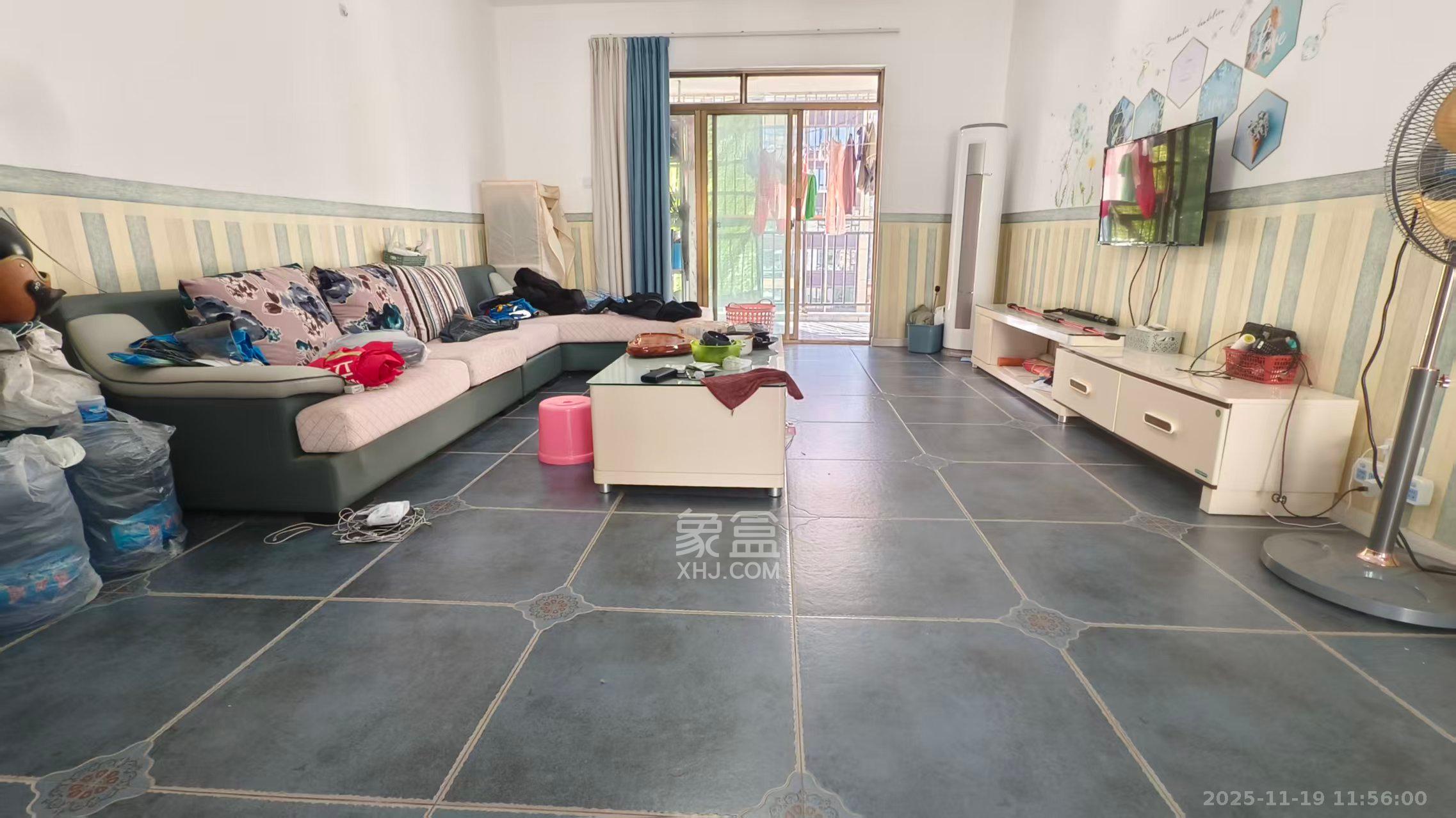 新城璟隽(麓华新城) 5室3厅3卫 2000.0元/月 新城璟隽(麓华新城) 5室3厅3卫 2000.0元/月室内图