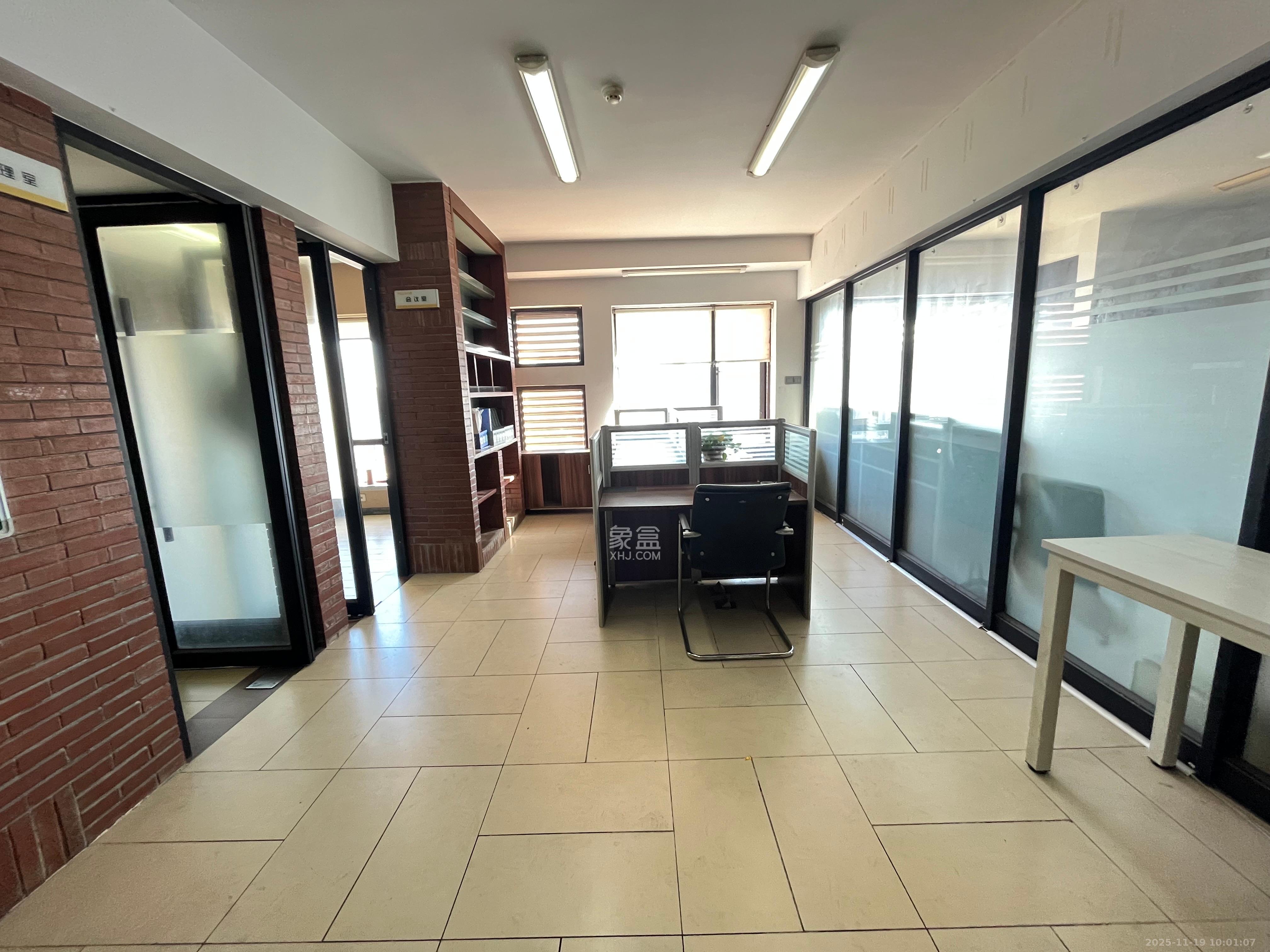 枫林家园  2室1厅1卫    2700.0元/月