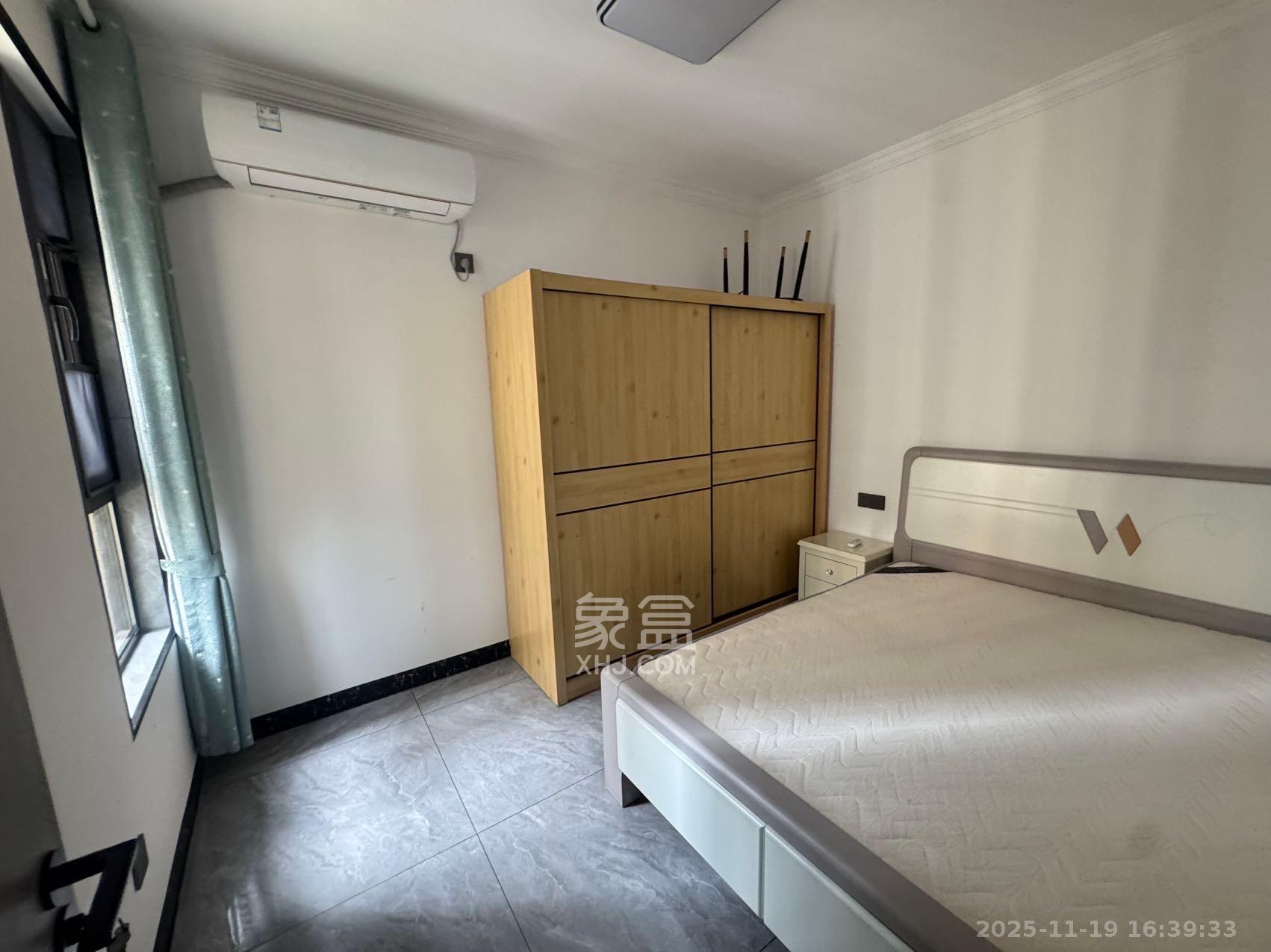 美的翰城  3室2厅2卫    1800.0元/月室内图