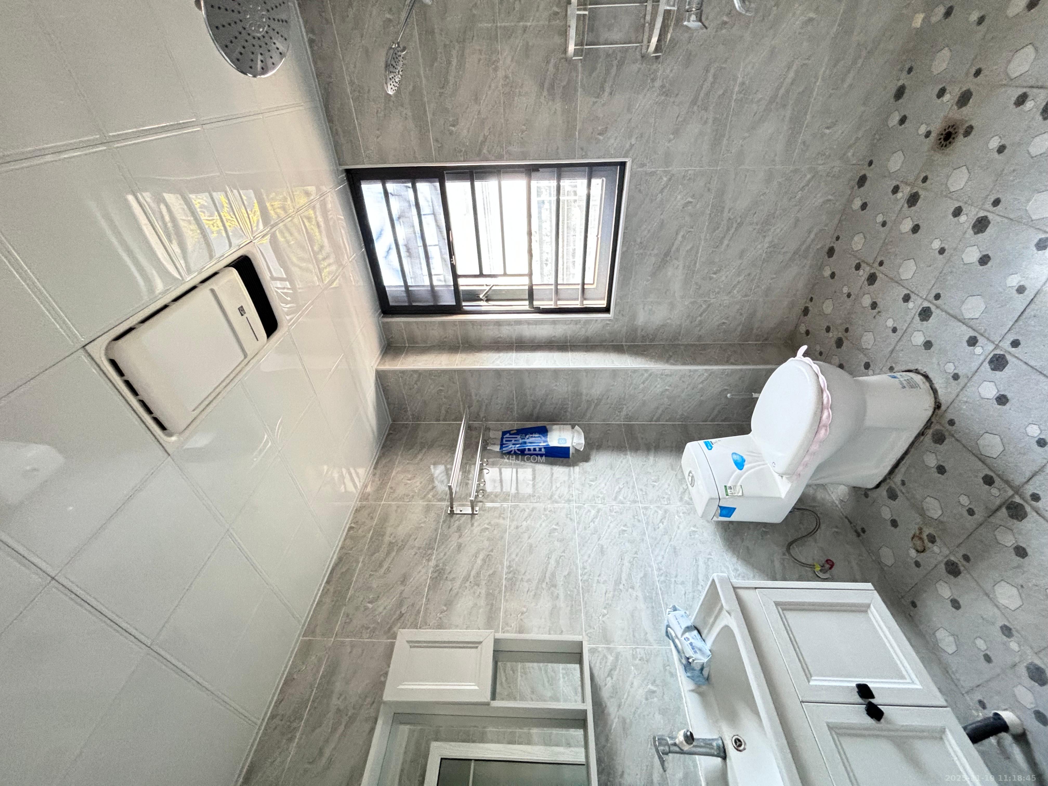 创元时代(成兴景苑) 4室2厅2卫 2800.0元/月 创元时代(成兴景苑) 4室2厅2卫 2800.0元/月室内图