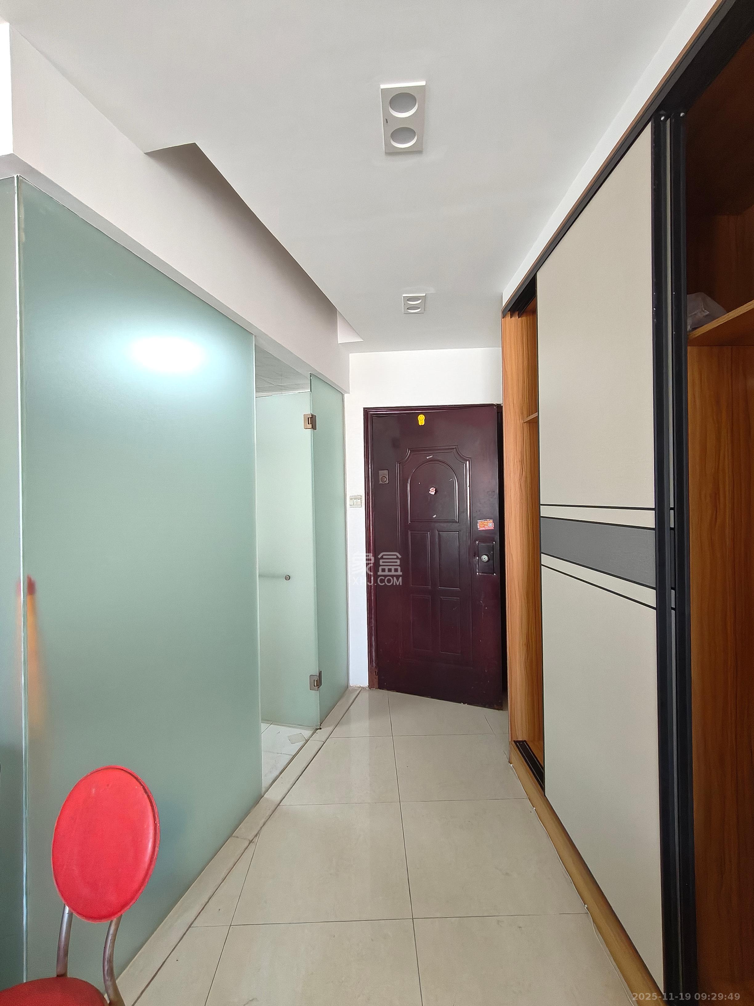 颐美会现代城 1室1厅1卫 1300.0元/月 颐美会现代城 1室1厅1卫 1300.0元/月室内图