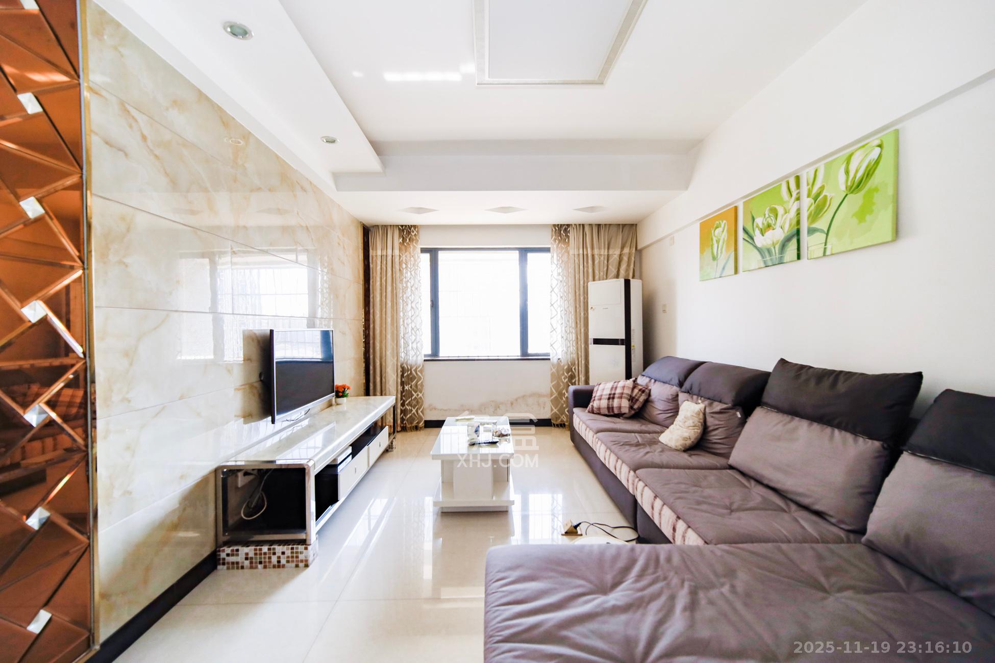 亚商国际  1室1厅1卫    49.8万