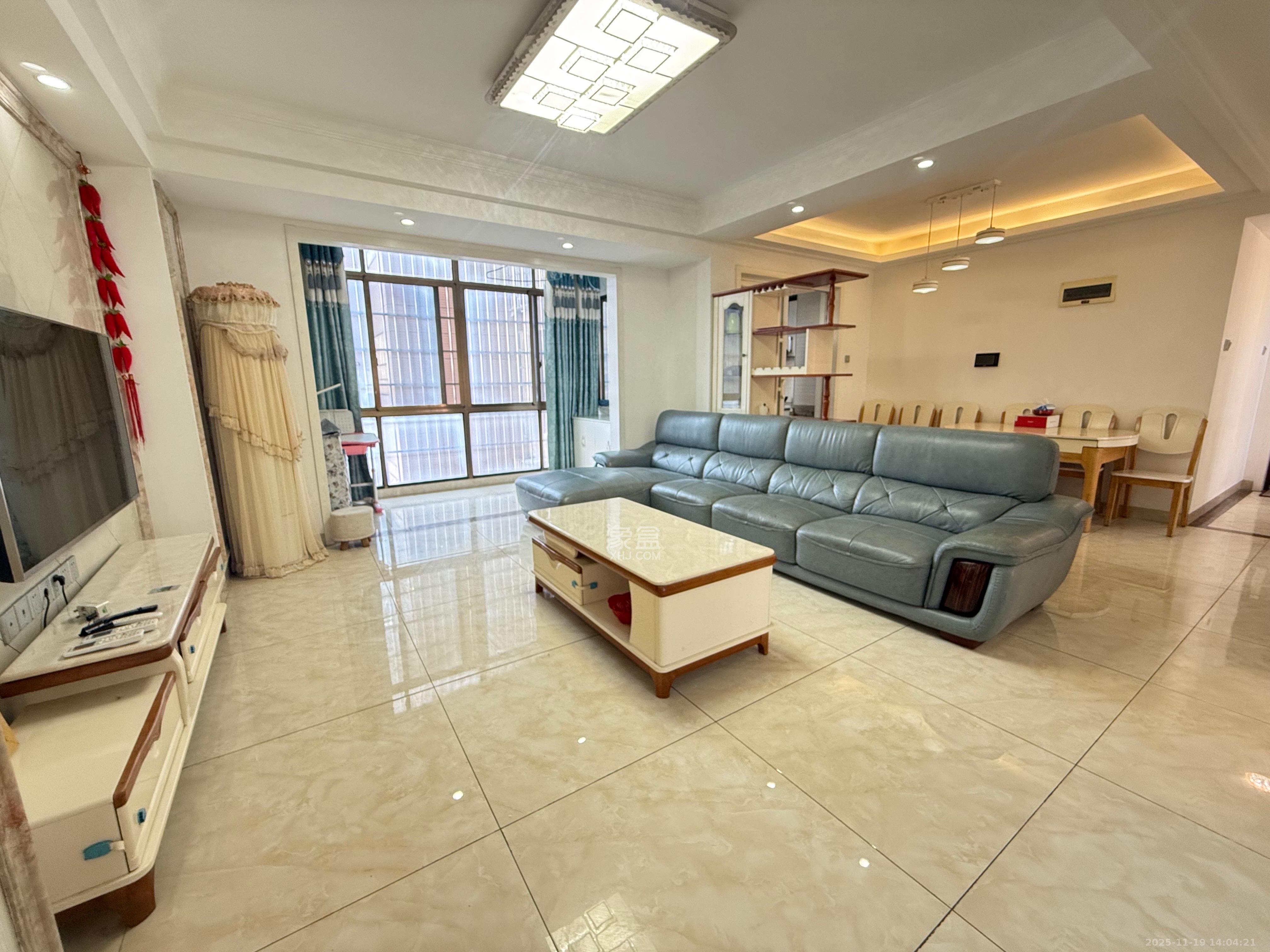 家和院 4室2厅2卫 2500.0元/月 家和院 4室2厅2卫 2500.0元/月室内图