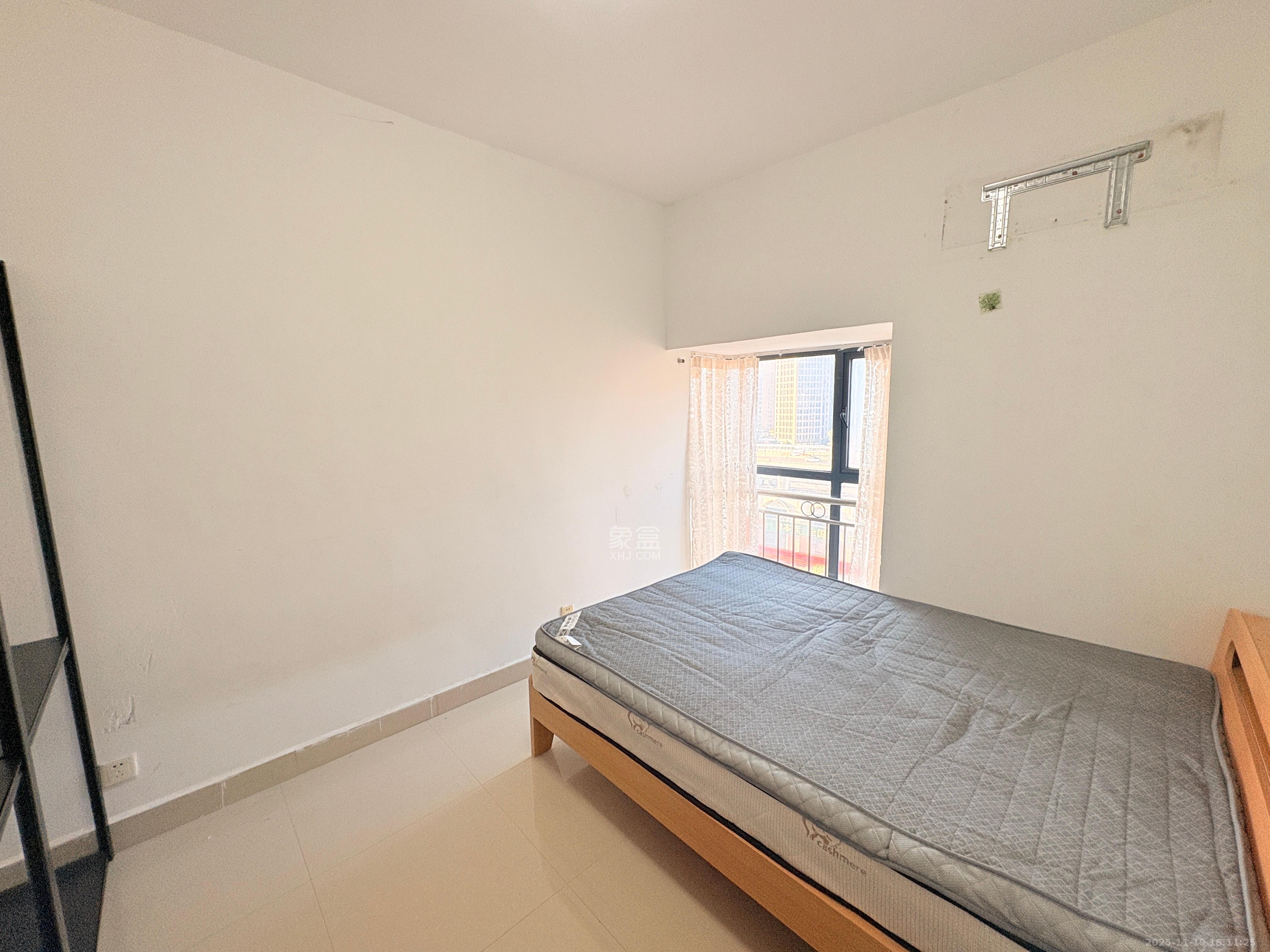 长盛岚庭  1室1厅1卫    1500.0元/月室内图