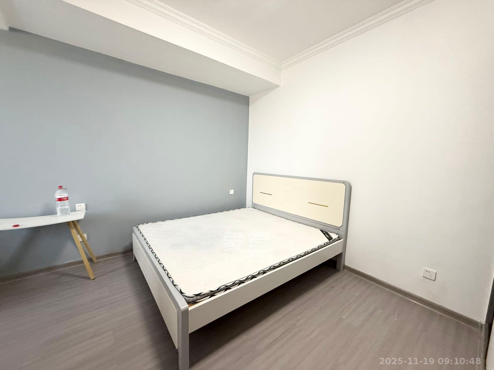 红星国际星城 2室1厅1卫 2600.0元/月 红星国际星城 2室1厅1卫 2600.0元/月室内图