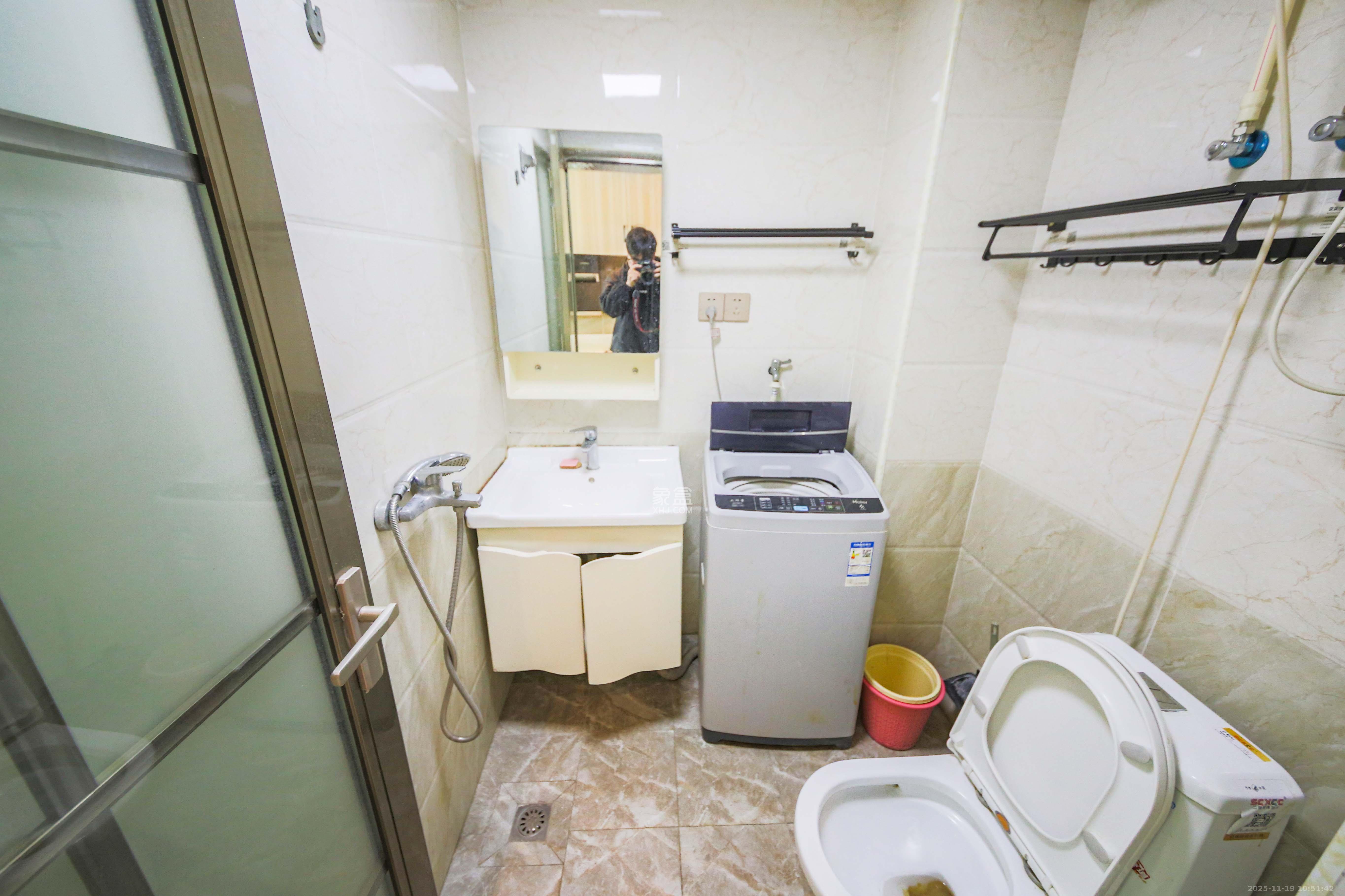 裕天国际商汇中心 1室1厅1卫 16.8万 裕天国际商汇中心 1室1厅1卫 16.8万卫生间