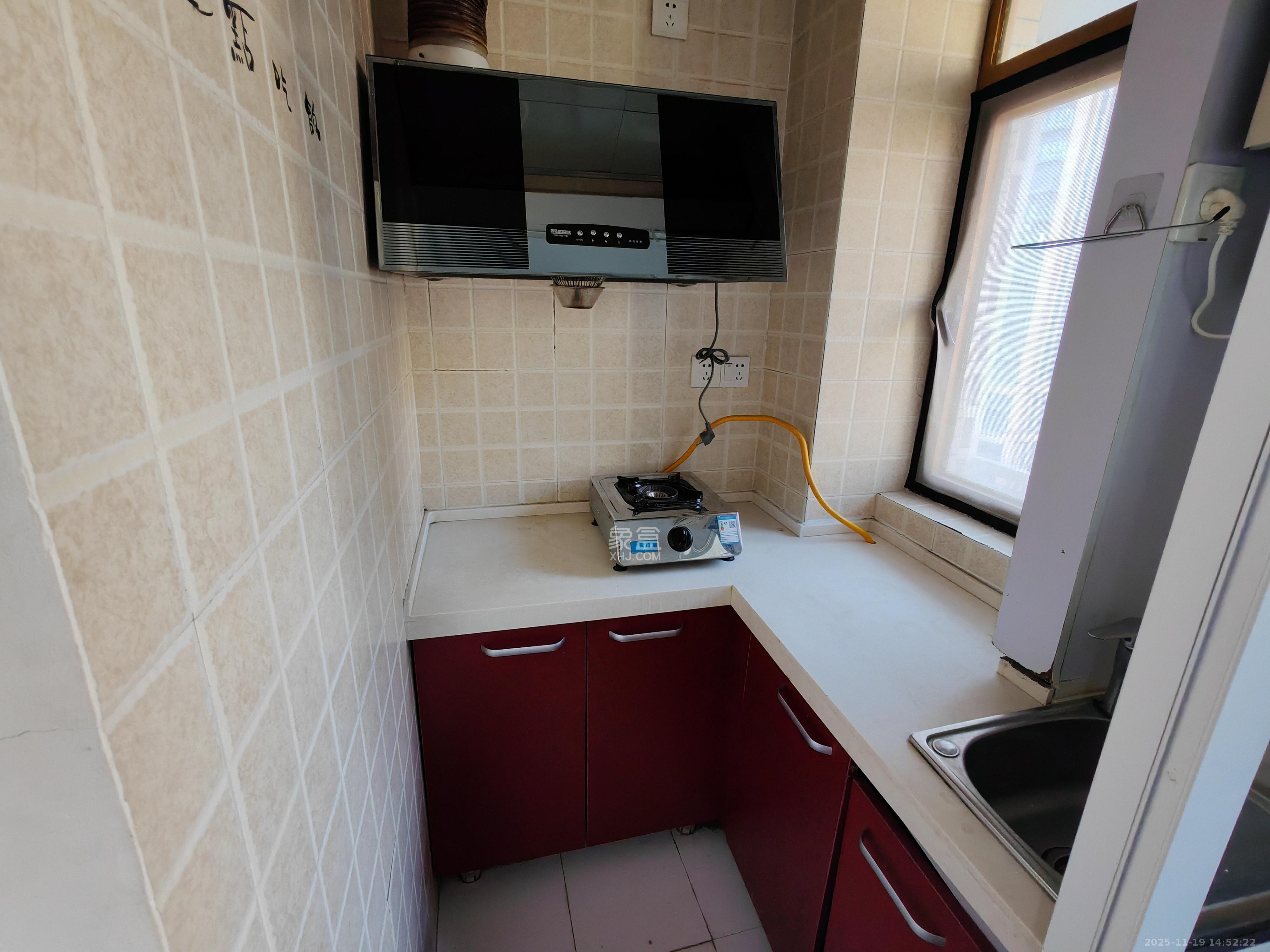 天健芙蓉盛世一期 1室0厅1卫 1400.0元/月 天健芙蓉盛世一期 1室0厅1卫 1400.0元/月室内图