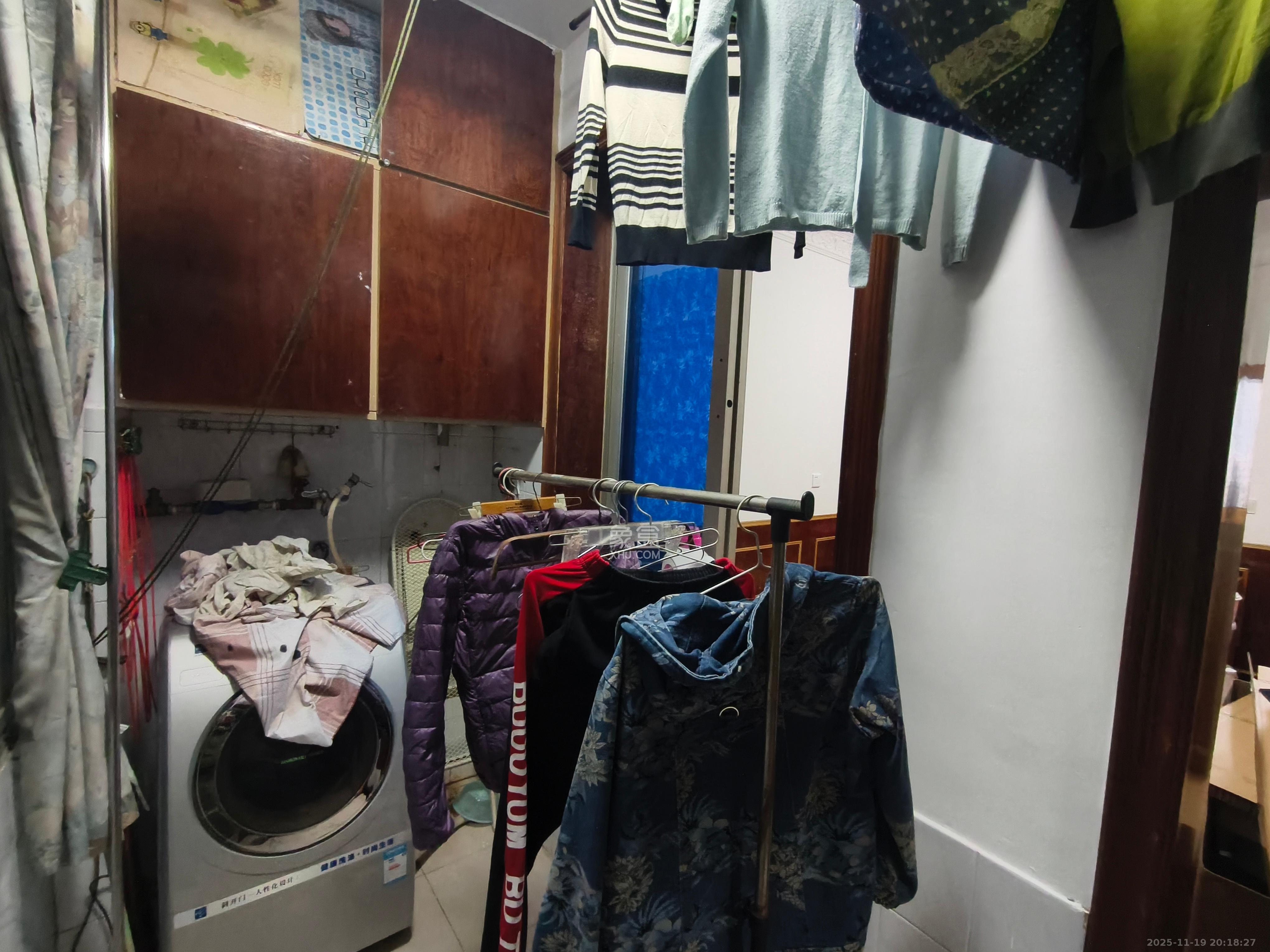 教育电视台宿舍 2室2厅1卫 1800.0元/月 教育电视台宿舍 2室2厅1卫 1800.0元/月室内图