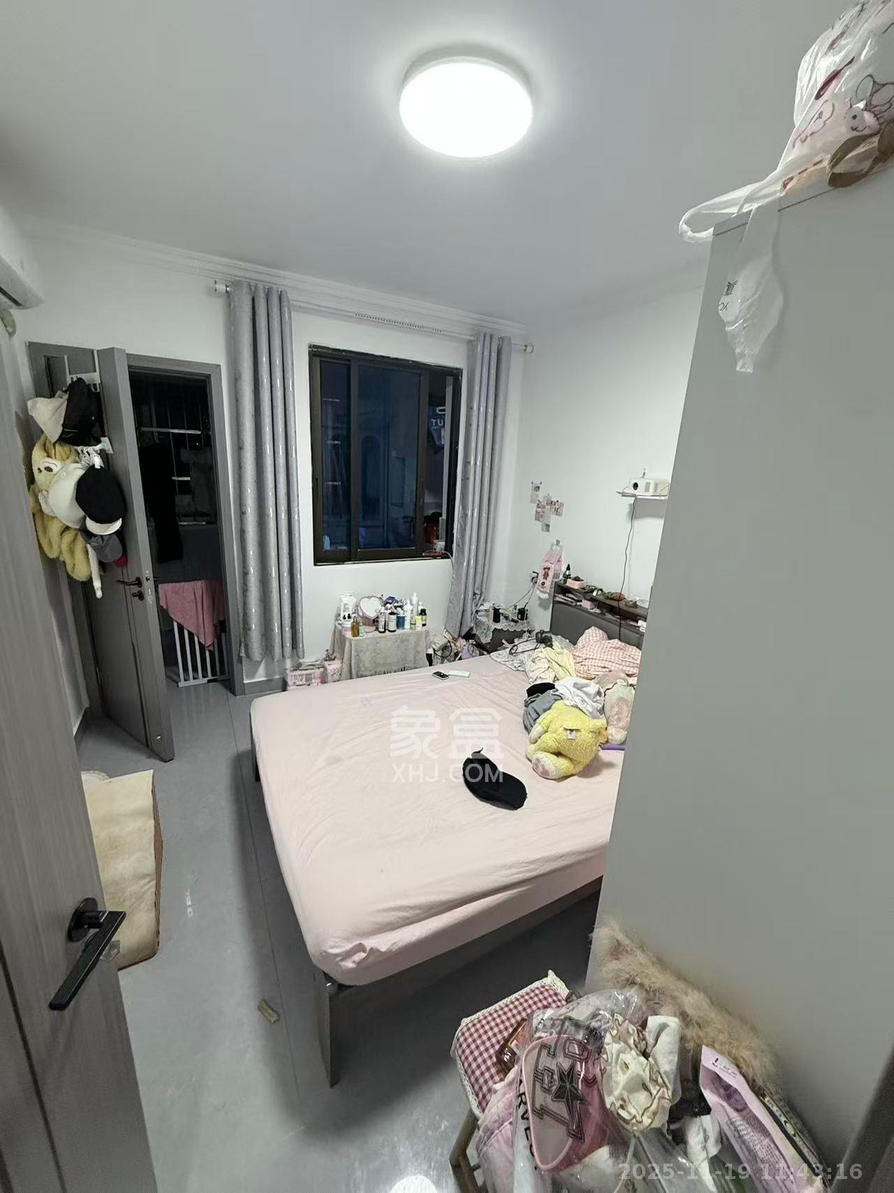 向韶村 2室1厅1卫 2500.0元/月 向韶村 2室1厅1卫 2500.0元/月室内图