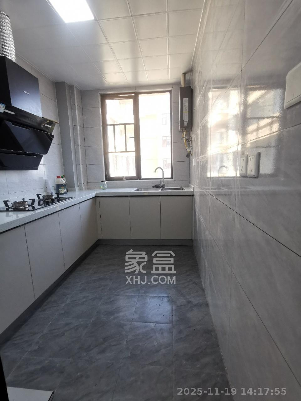 会展三润城 3室2厅2卫 1800.0元/月 会展三润城 3室2厅2卫 1800.0元/月室内图