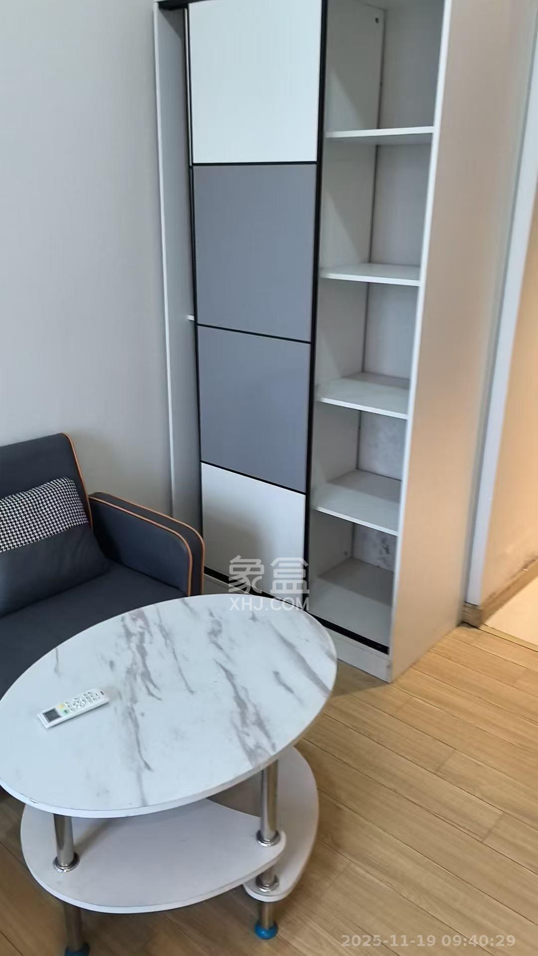 敏捷珑玥府  1室0厅0卫    1000.0元/月室内图1