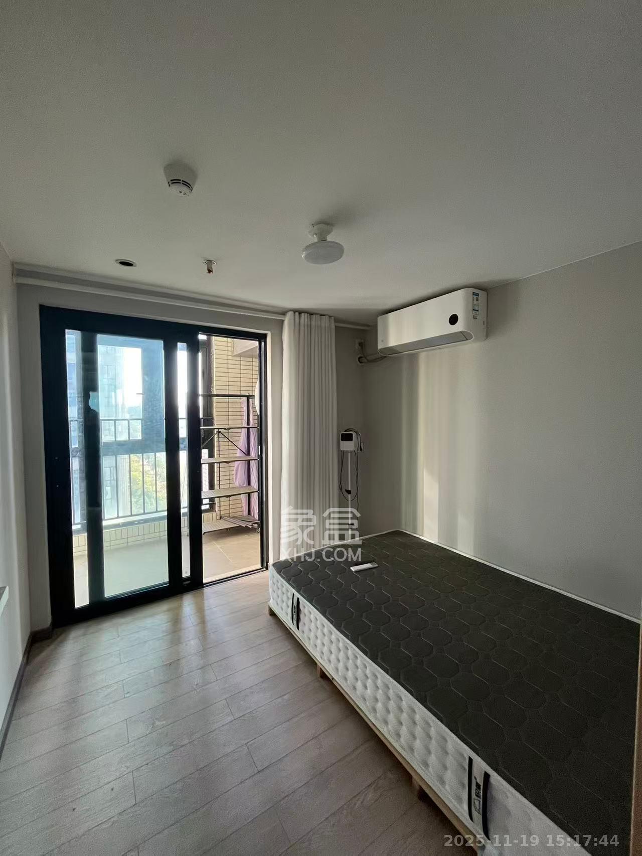 时代年华 2室1厅1卫 1300.0元/月 时代年华 2室1厅1卫 1300.0元/月室内图