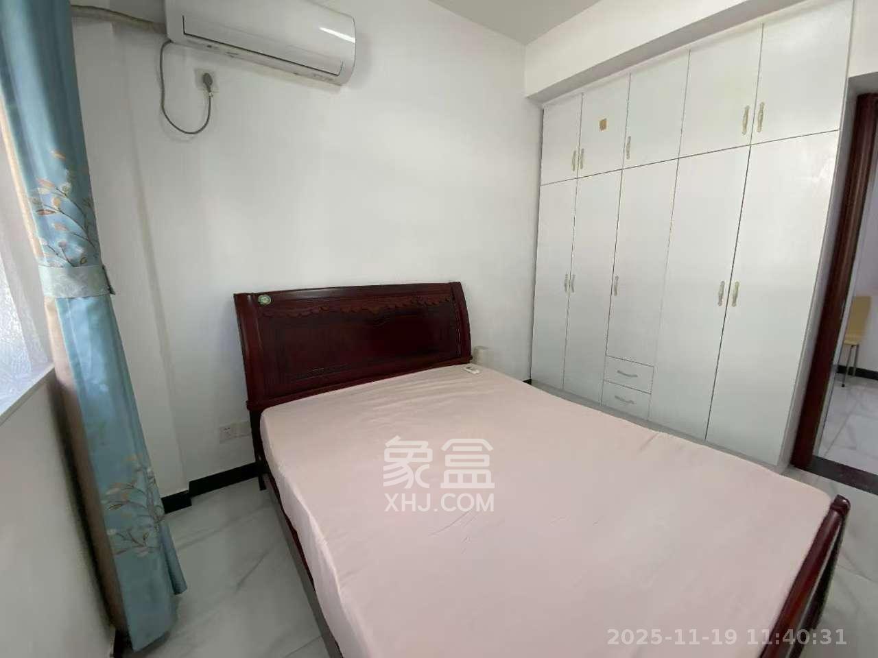 友兴家园  2室1厅1卫    1800.0元/月室内图