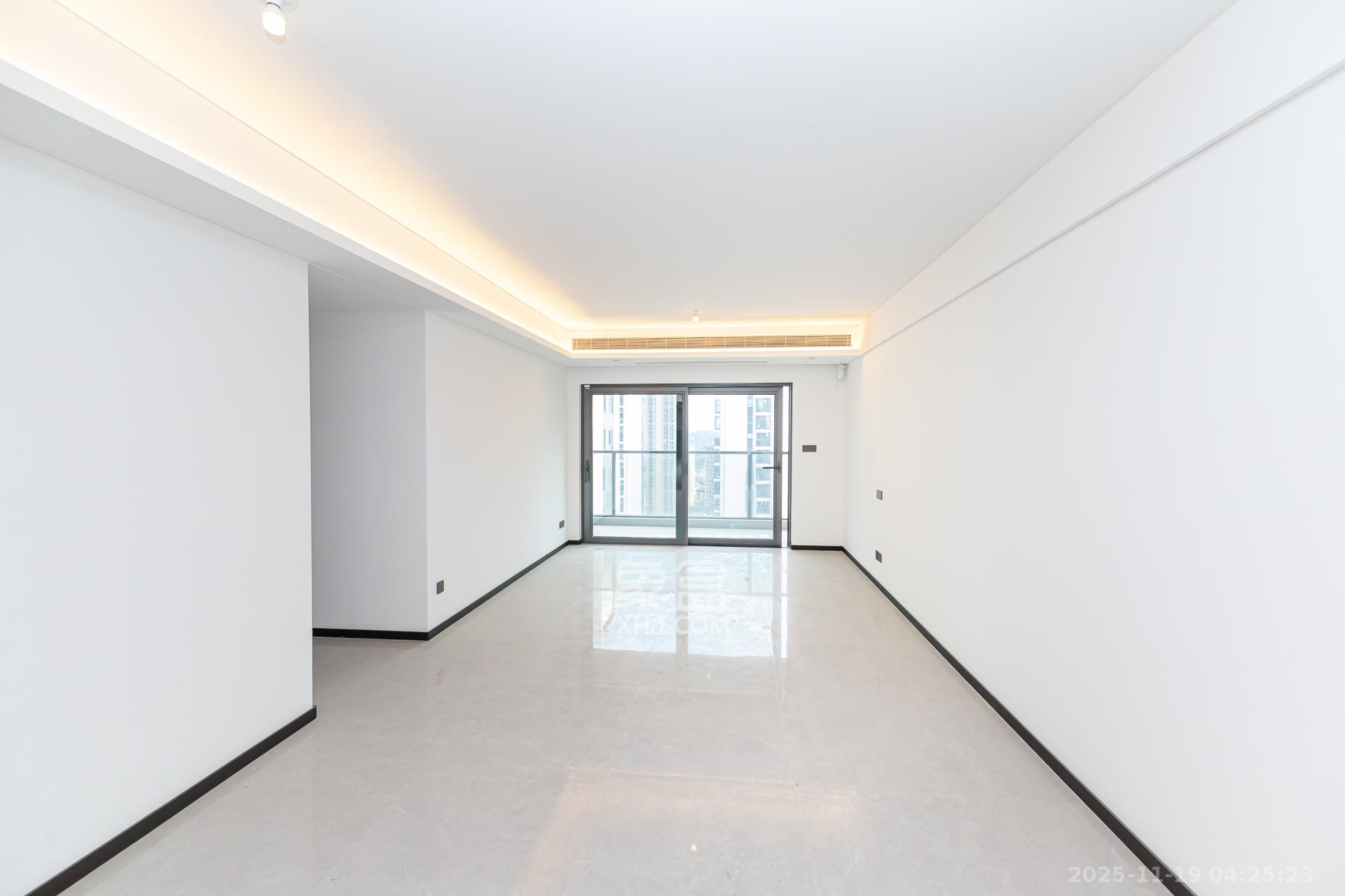 时代倾城汀蓝（时代倾城六期）  3室2厅2卫    138.0万