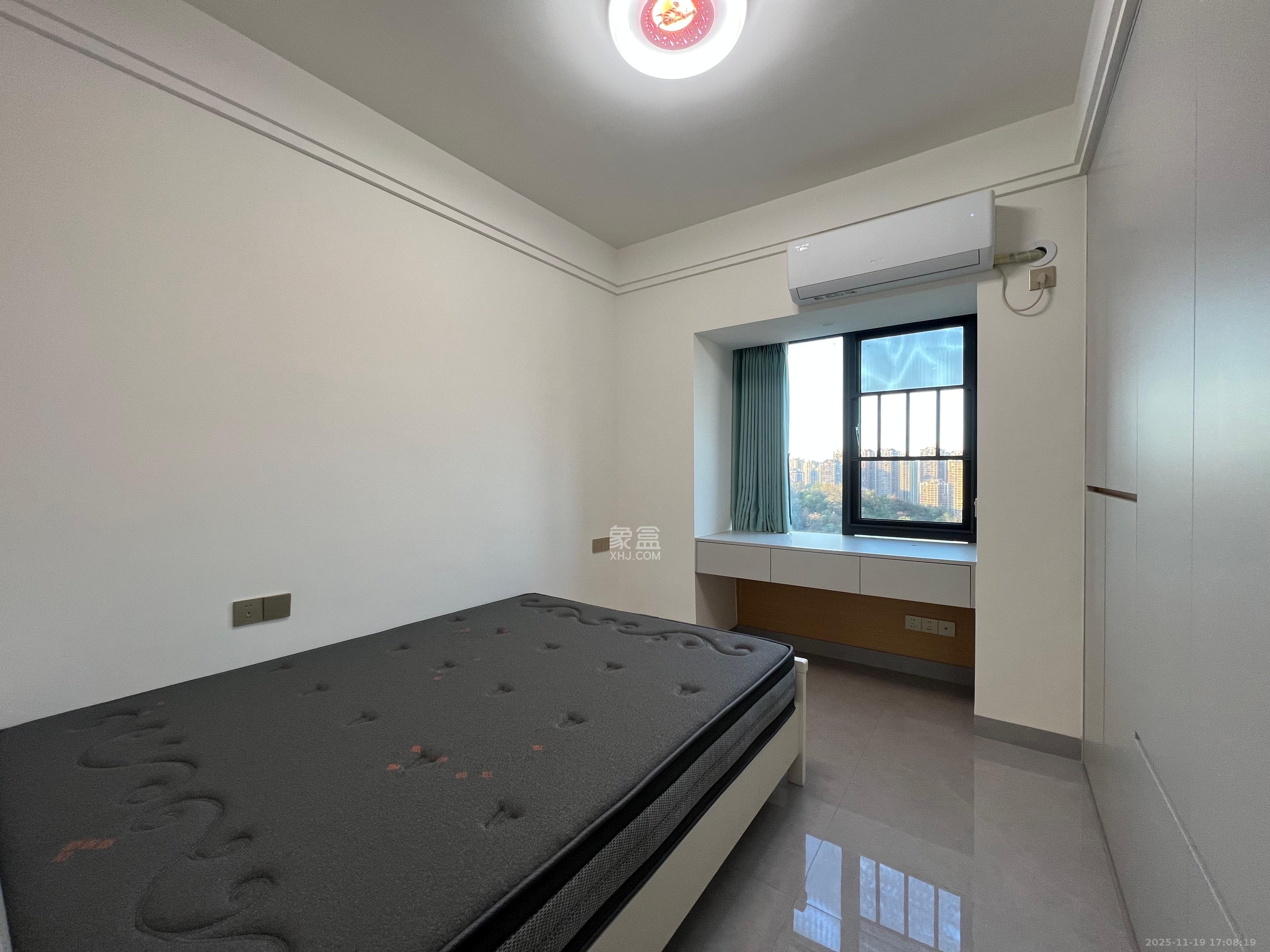 惟智园安置小区  3室2厅2卫    2700.0元/月室内图