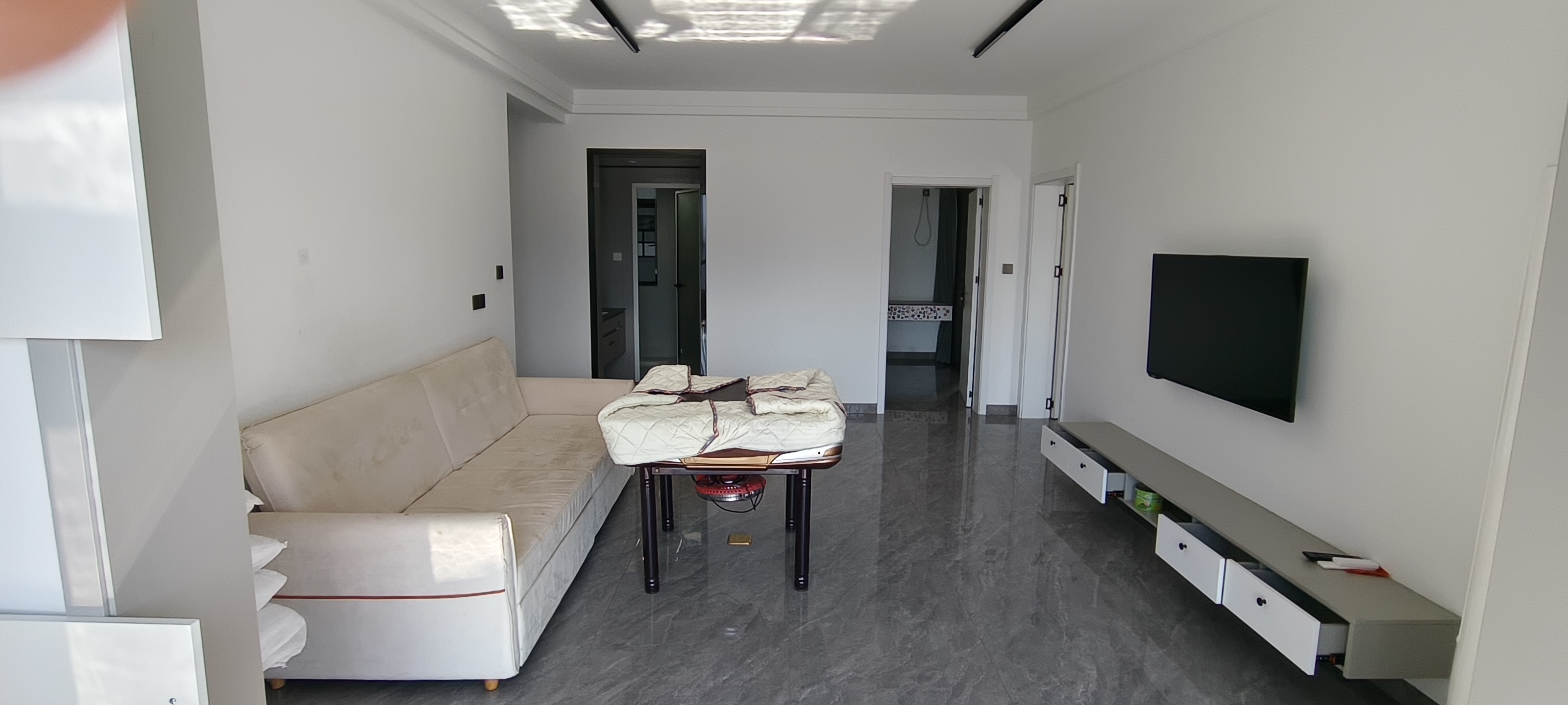 南门口安置小区二期  2室2厅2卫    2000.0元/月室内图