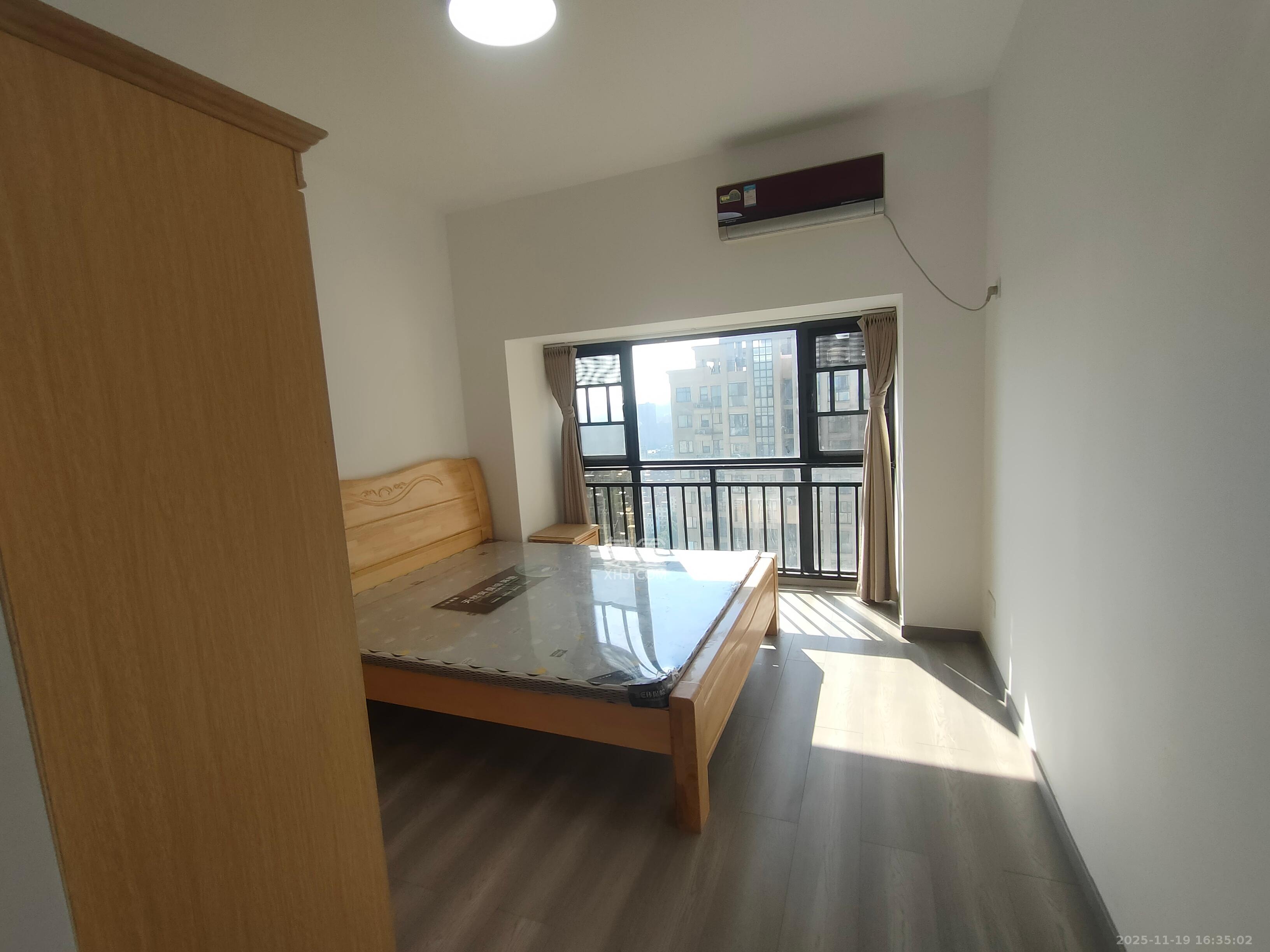 园康星都荟  3室2厅1卫    2500.0元/月室内图