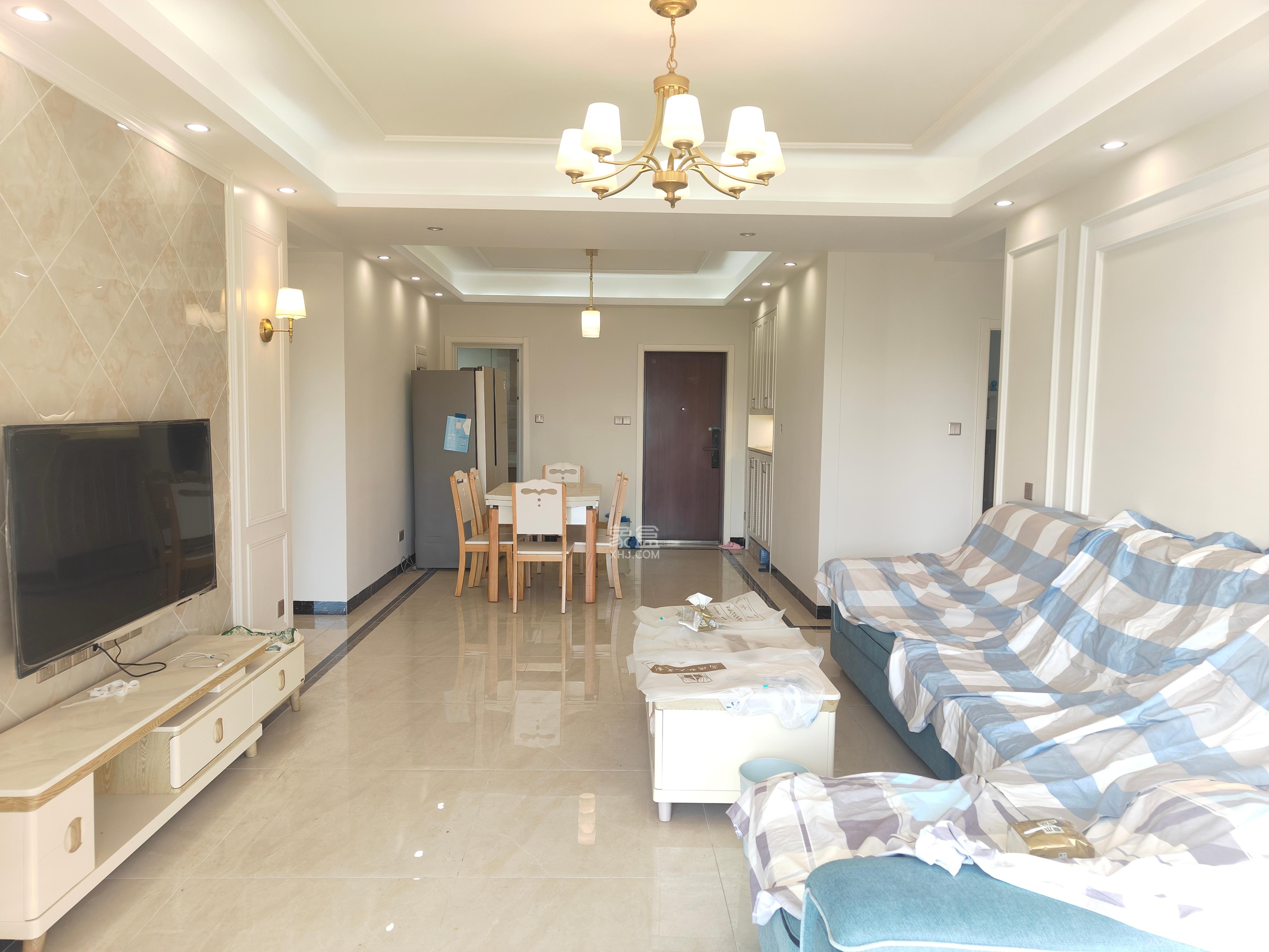 中建梅溪湖中心  4室2厅2卫    4800.0元/月室内图