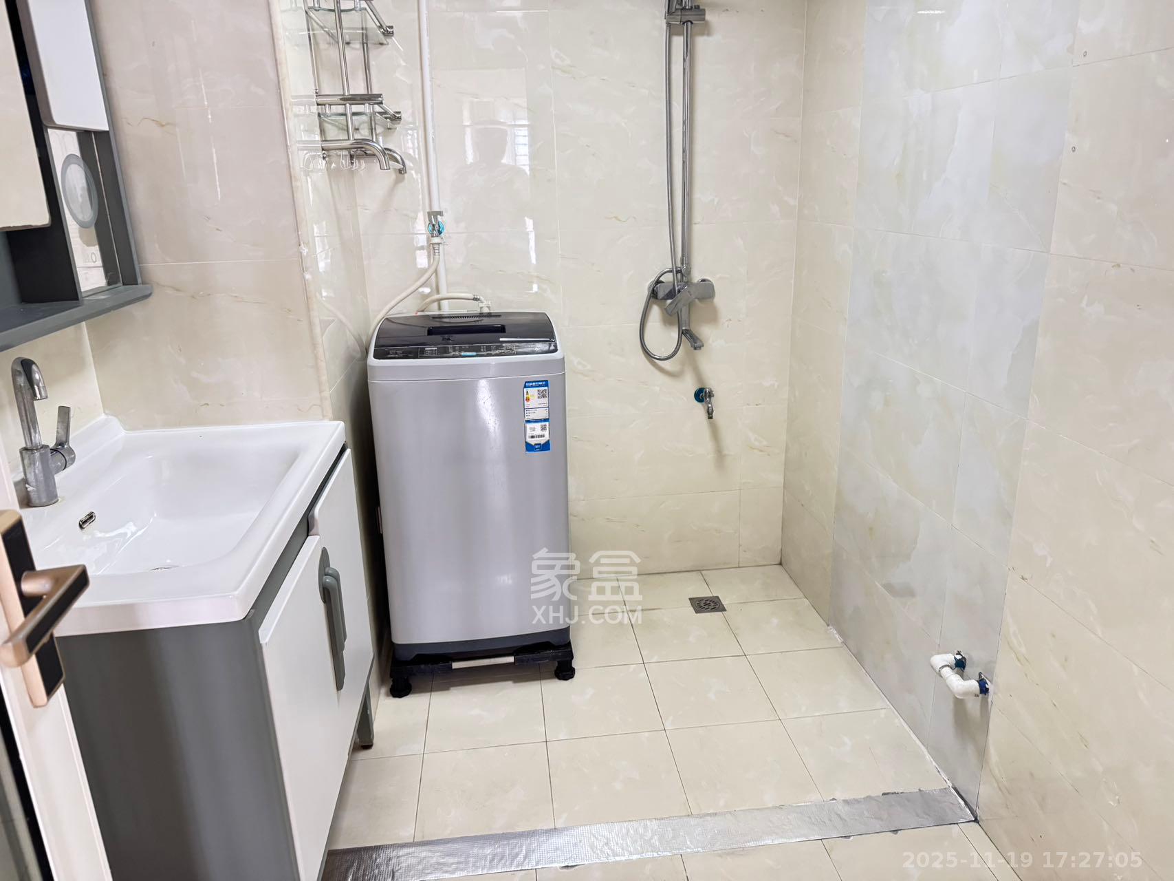 创世纪广场 1室1厅1卫 1400.0元/月 创世纪广场 1室1厅1卫 1400.0元/月室内图