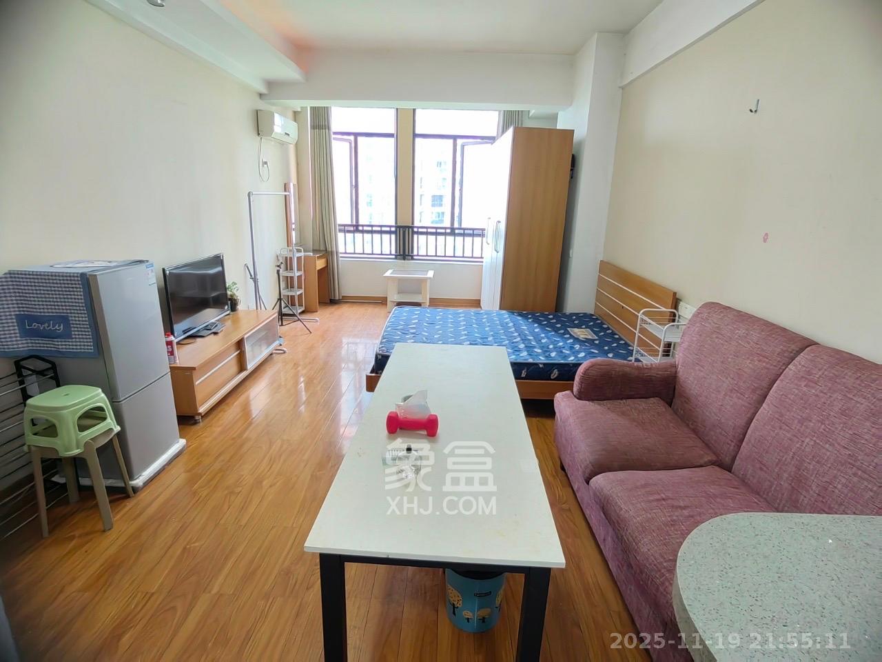 融圣国际 1室1厅1卫 1700.0元/月 融圣国际 1室1厅1卫 1700.0元/月室内图