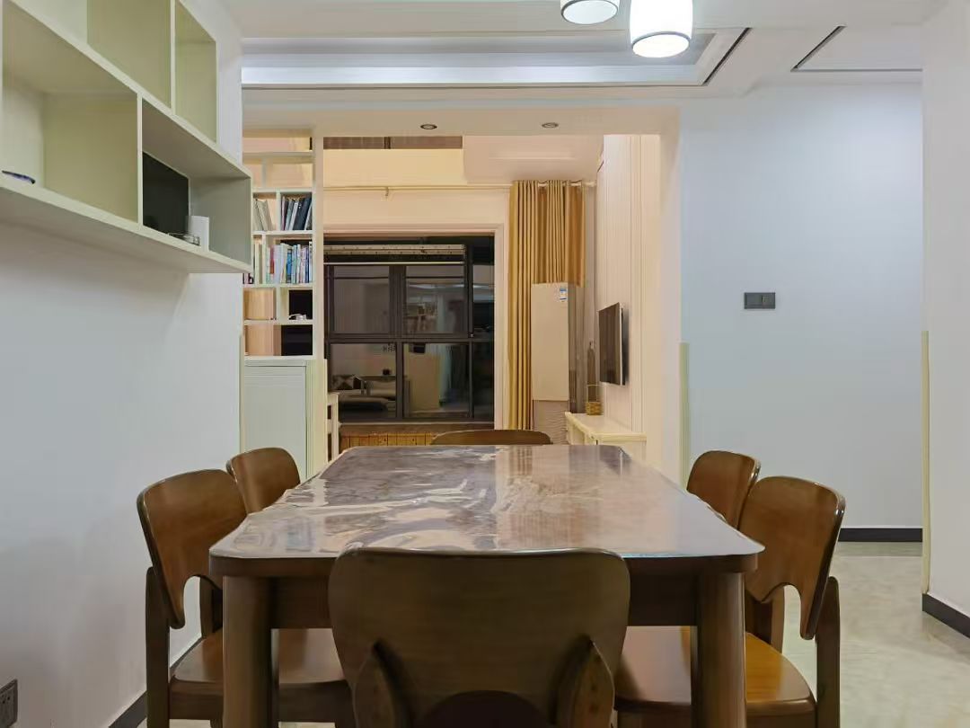 天门壹号 1室0厅0卫 2500.0元/月 天门壹号 1室0厅0卫 2500.0元/月室内图