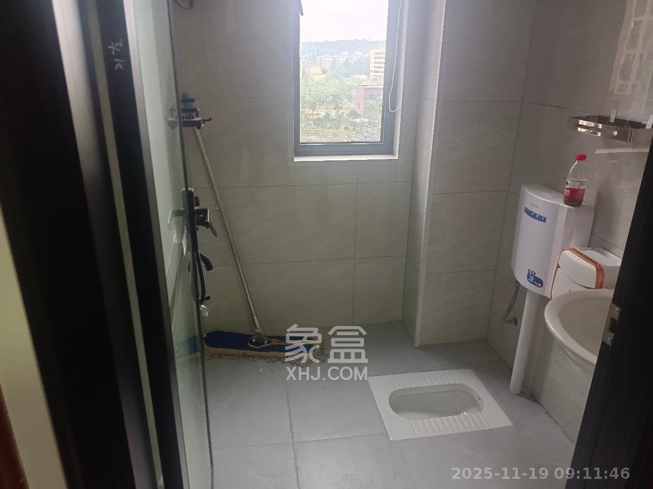 长房明宸府 2室1厅1卫 1500.0元/月 长房明宸府 2室1厅1卫 1500.0元/月室内图