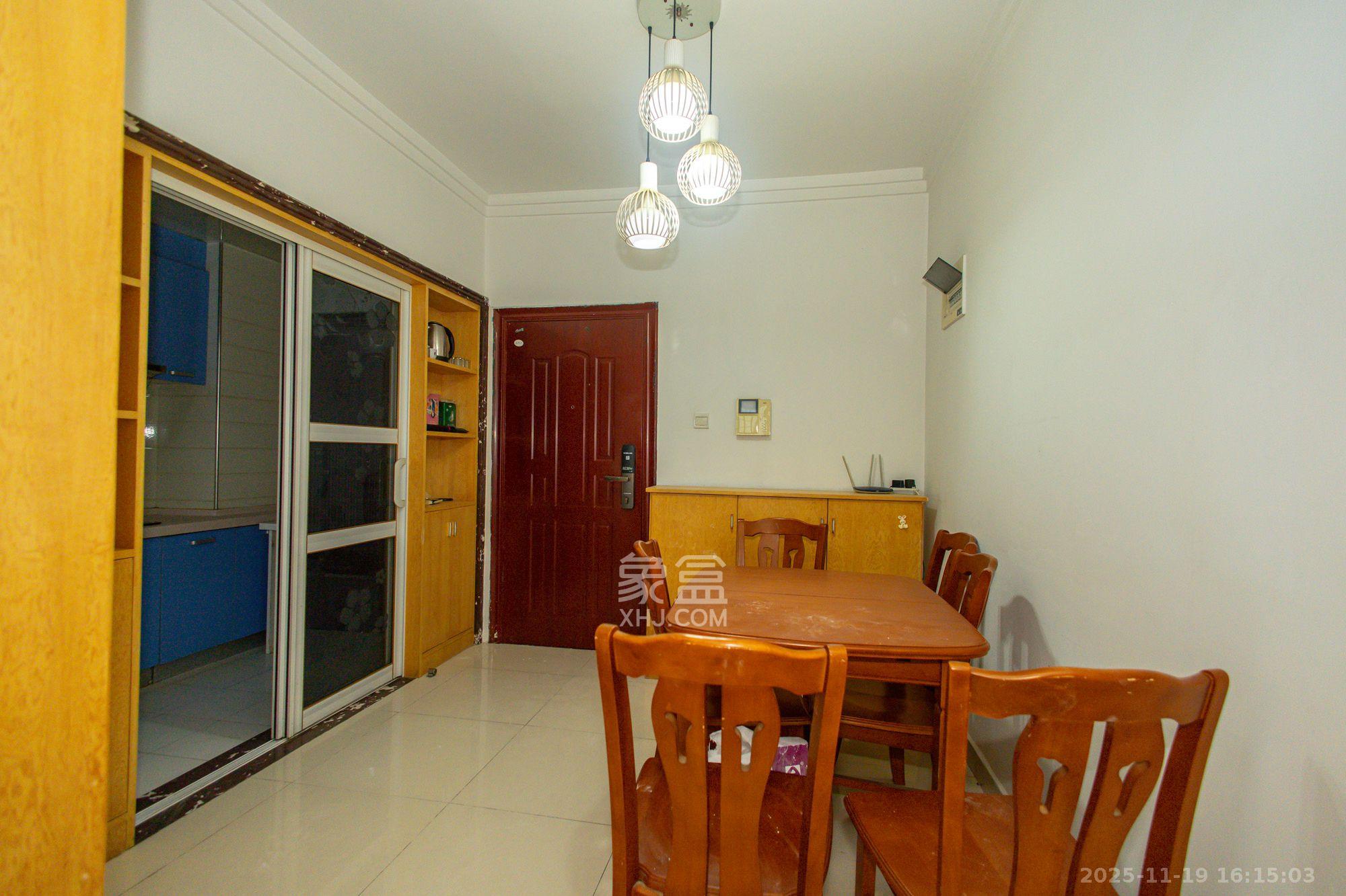 时代星城 2室2厅1卫 1400.0元/月 时代星城 2室2厅1卫 1400.0元/月室内图