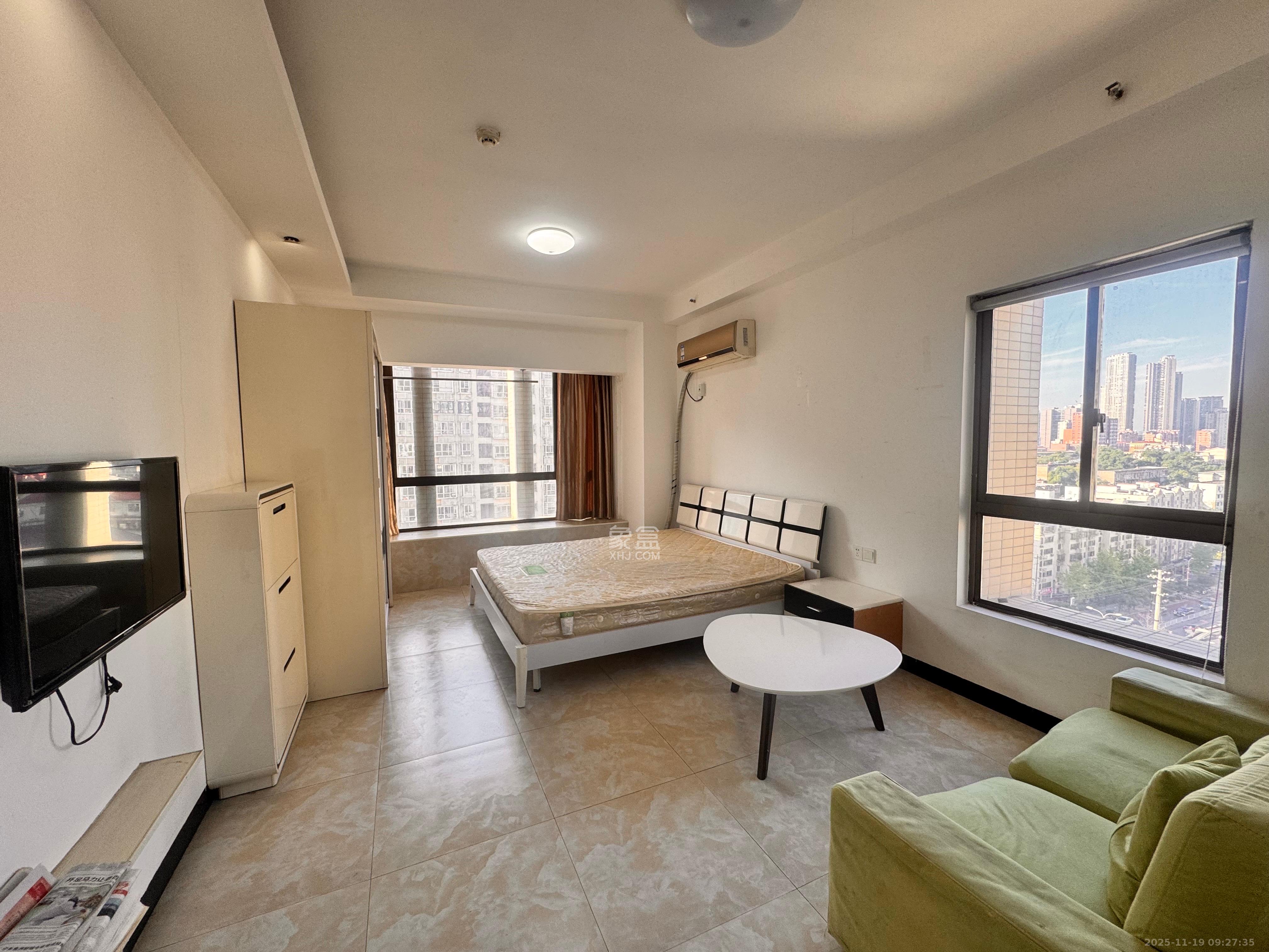 润沁园（润沁公馆）  1室1厅1卫    1600.0元/月室内图1