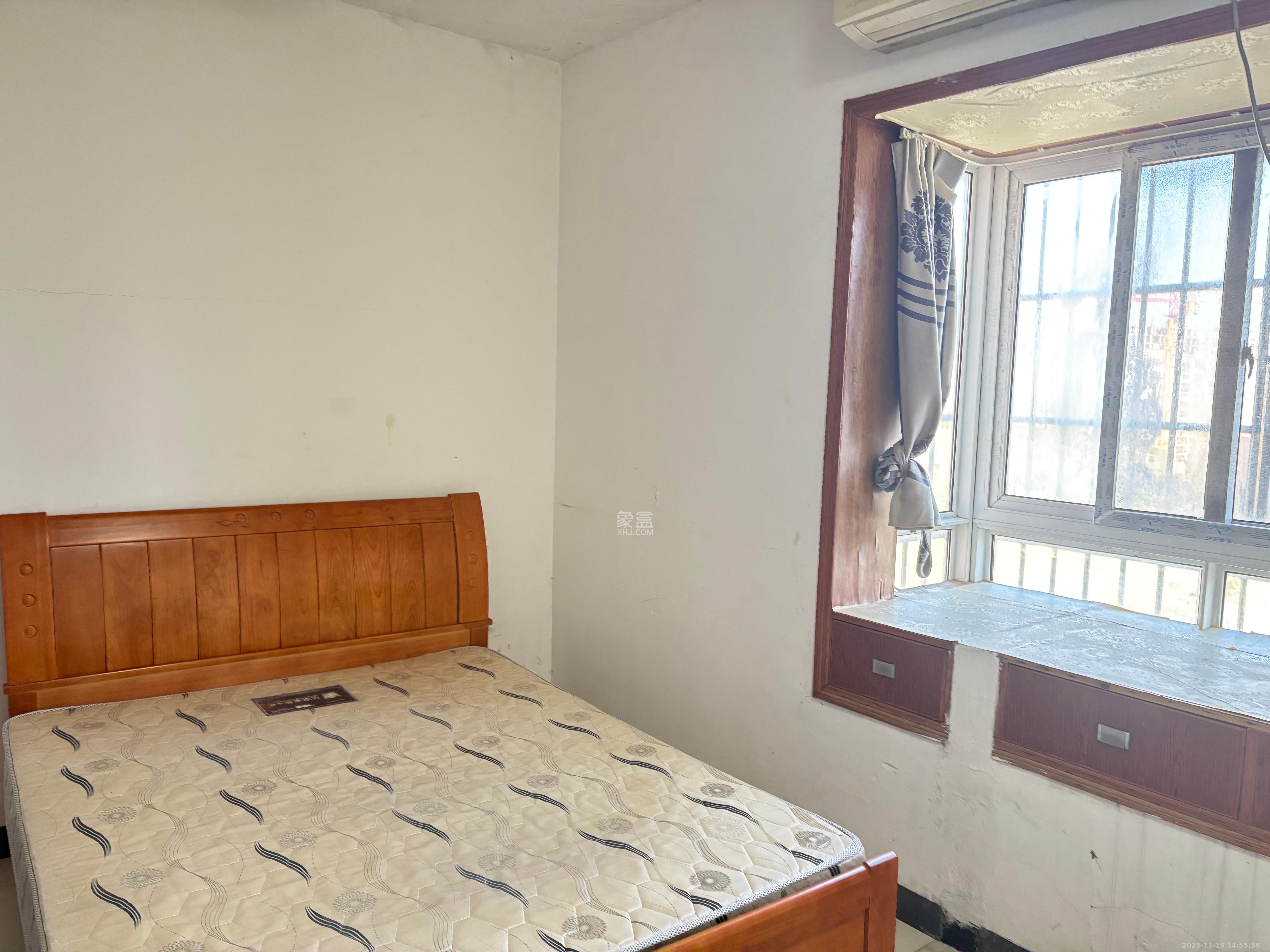 金石蓉园  1室1厅1卫    1300.0元/月室内图