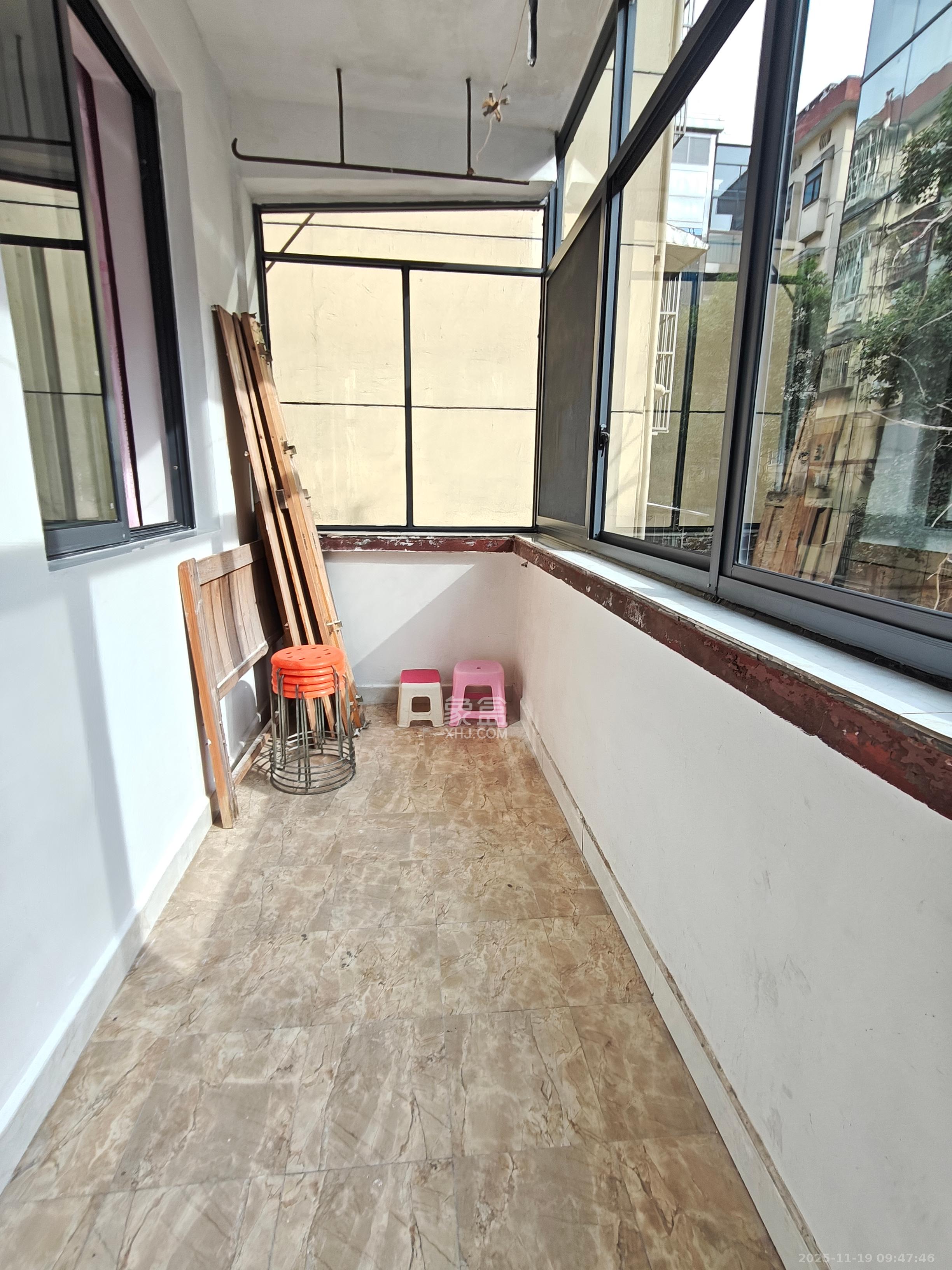 物贸小区 3室1厅1卫 2200.0元/月 物贸小区 3室1厅1卫 2200.0元/月室内图