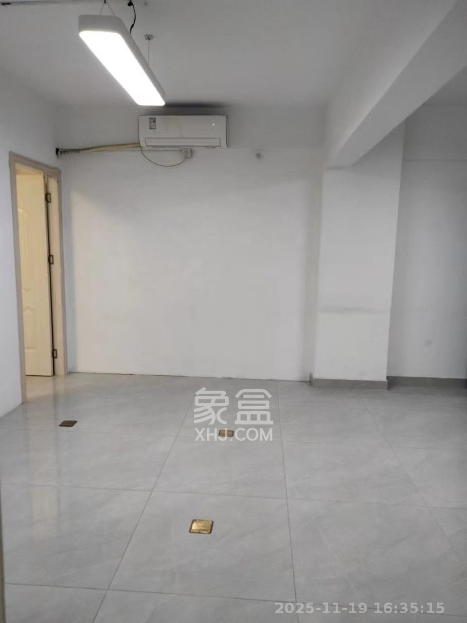 东友星座  1室1厅1卫    3000.0元/月室内图