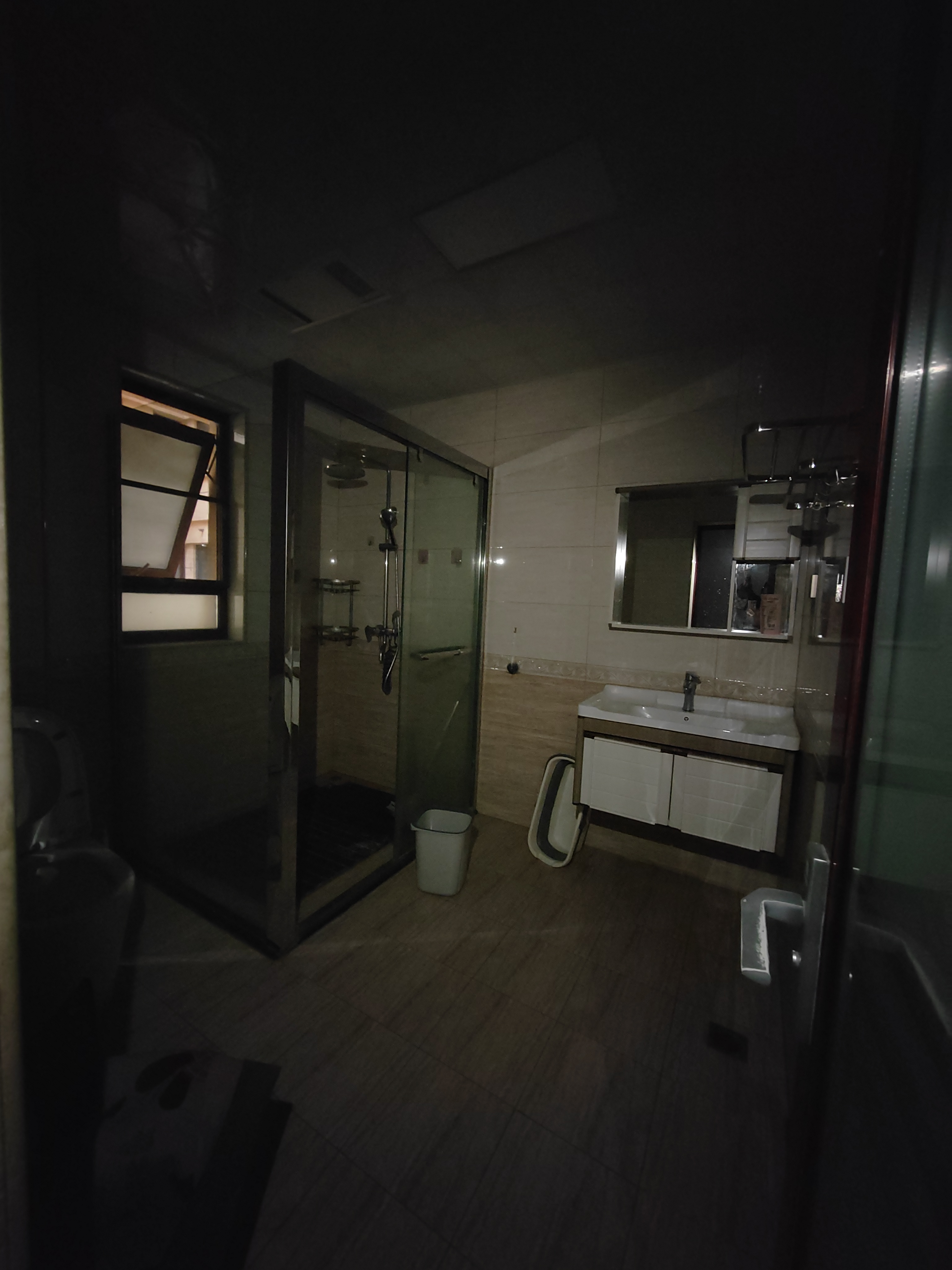 罗曼帝克  2室1厅1卫    1900.0元/月室内图