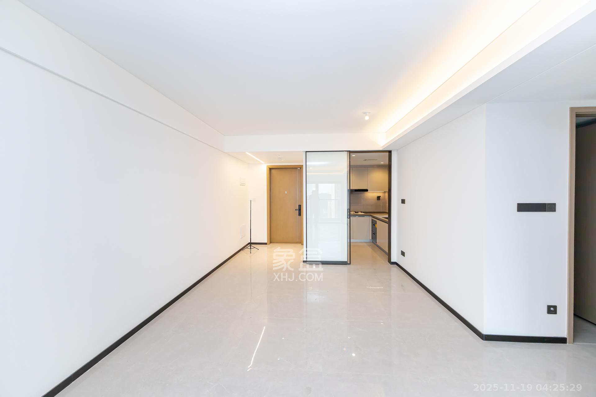 时代倾城汀蓝(时代倾城六期) 3室2厅2卫 138.0万 时代倾城汀蓝(时代倾城六期) 3室2厅2卫 138.0万客厅