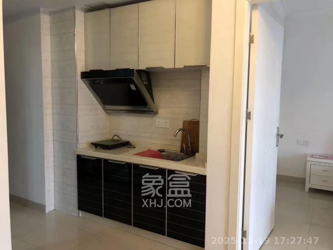 华润五彩城 1室1厅1卫 1600.0元/月 华润五彩城 1室1厅1卫 1600.0元/月室内图