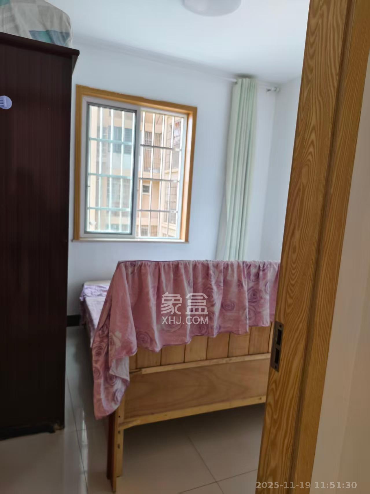 和沁园  2室1厅1卫    1800.0元/月室内图