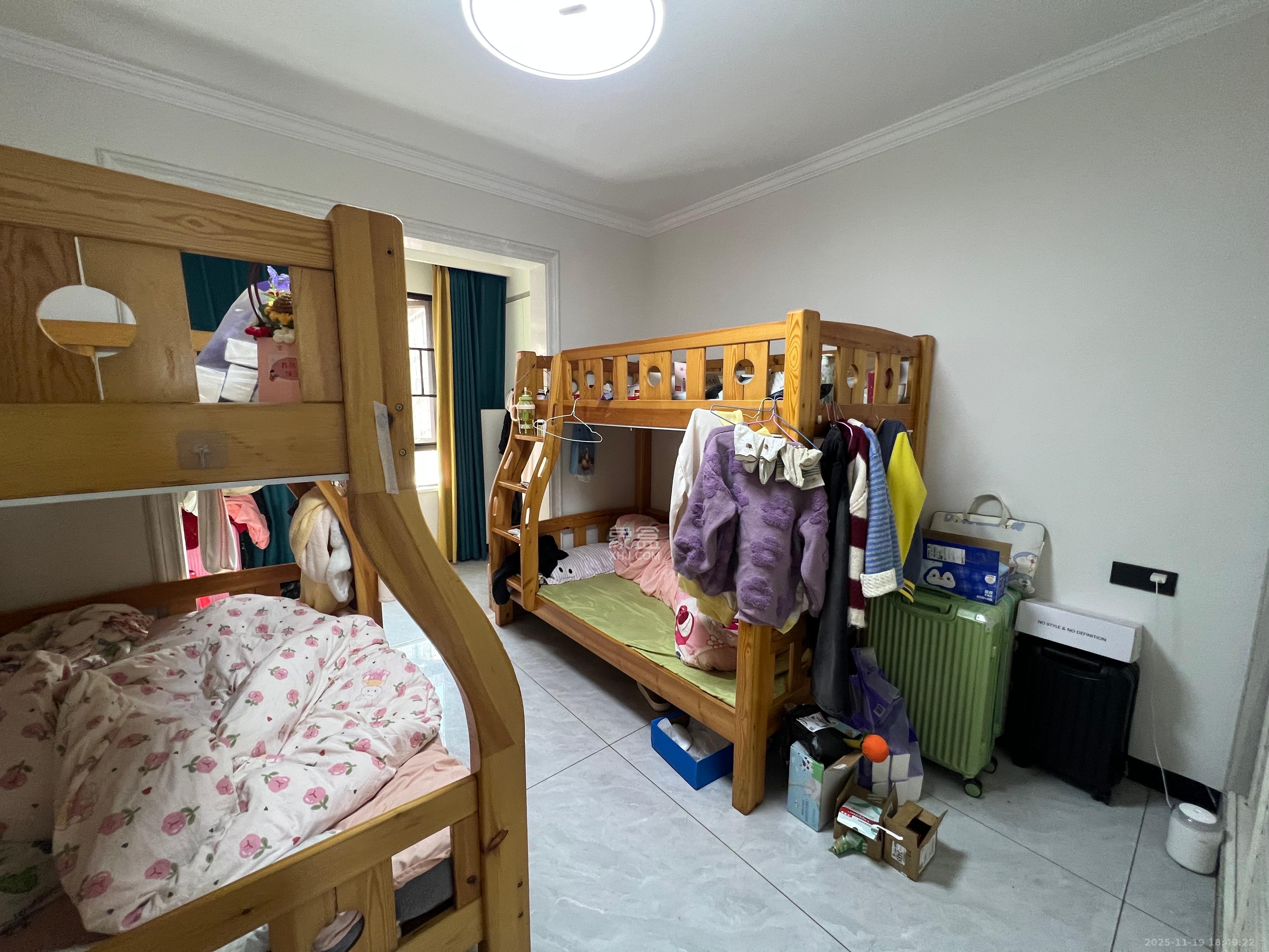 东合新苑 3室2厅2卫 2800.0元/月 东合新苑 3室2厅2卫 2800.0元/月室内图