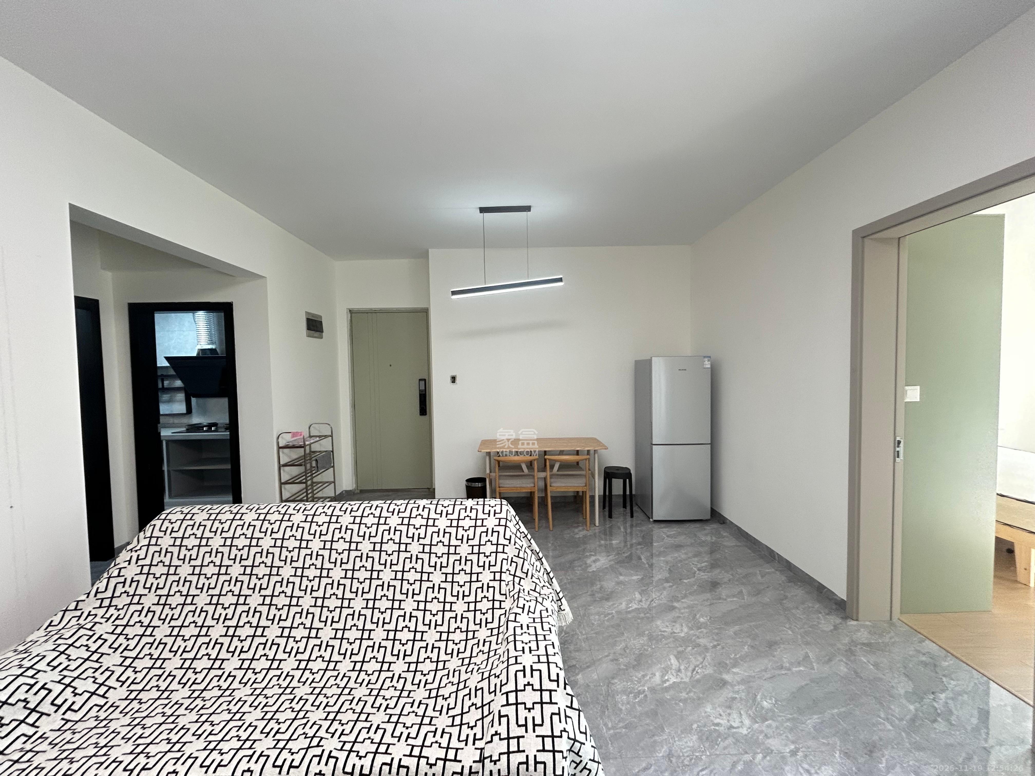 怡海星城  1室0厅0卫    1600.0元/月室内图