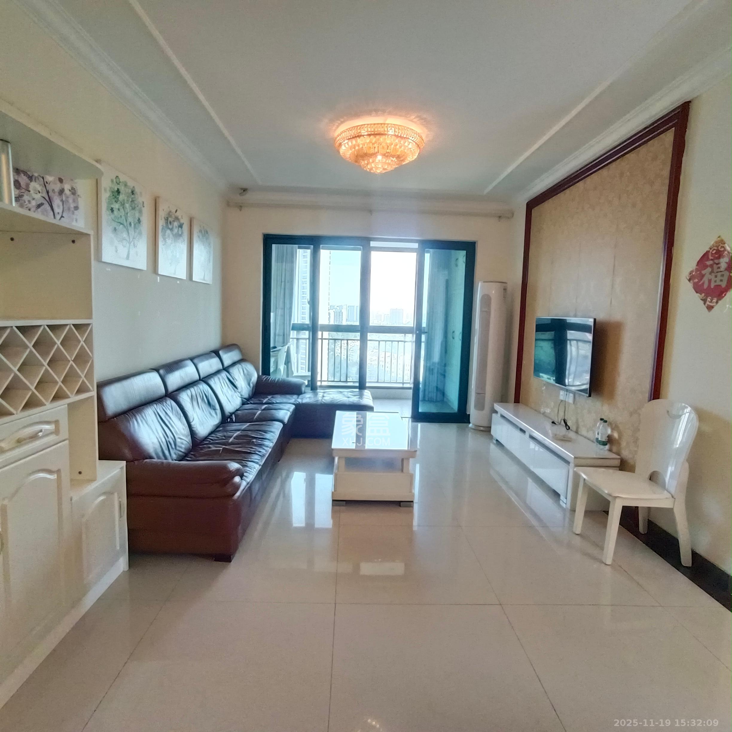 恒大雅苑  2室1厅1卫    2400.0元/月