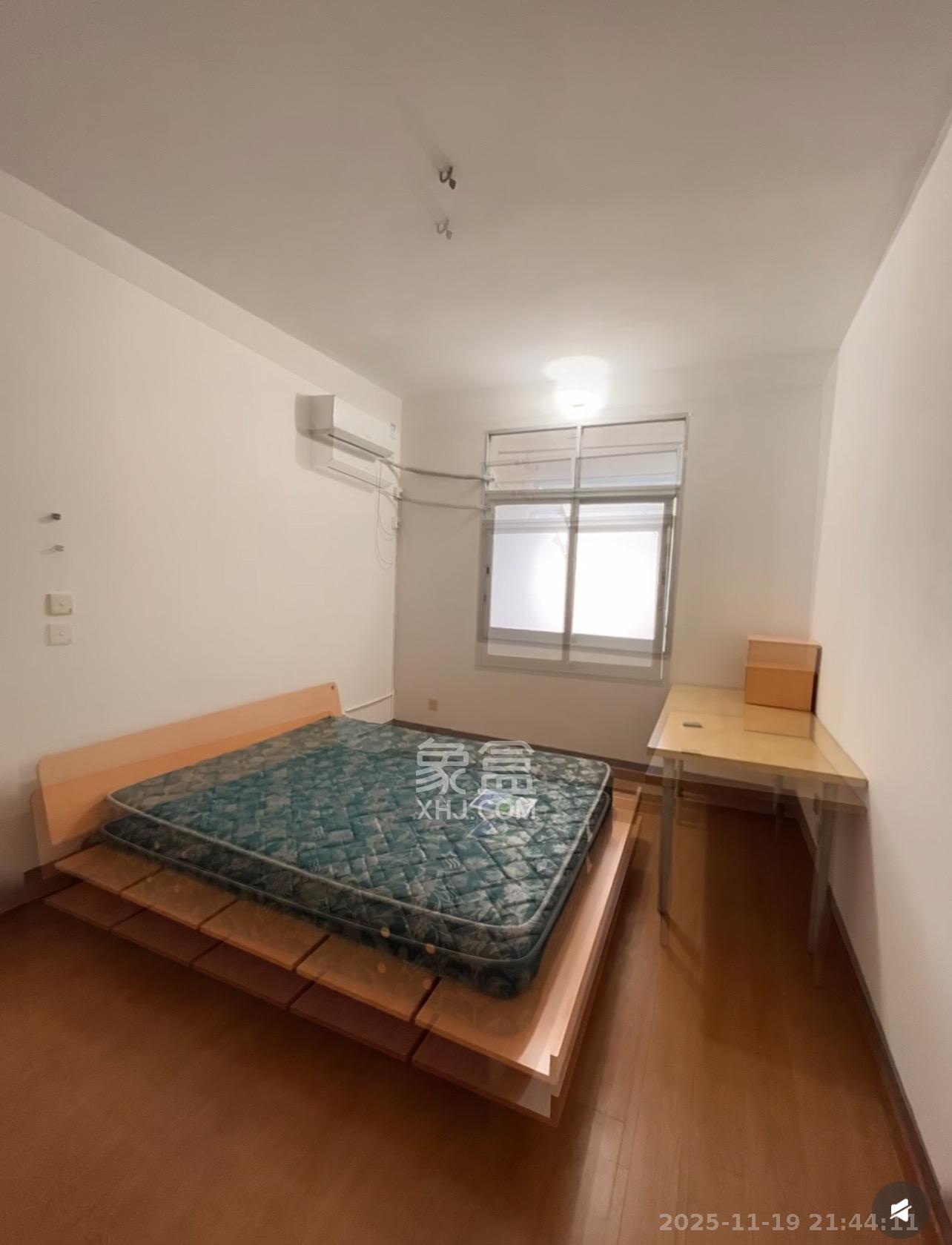 湘雅医学院（湘雅附一北院）  3室2厅1卫    3280.0元/月室内图