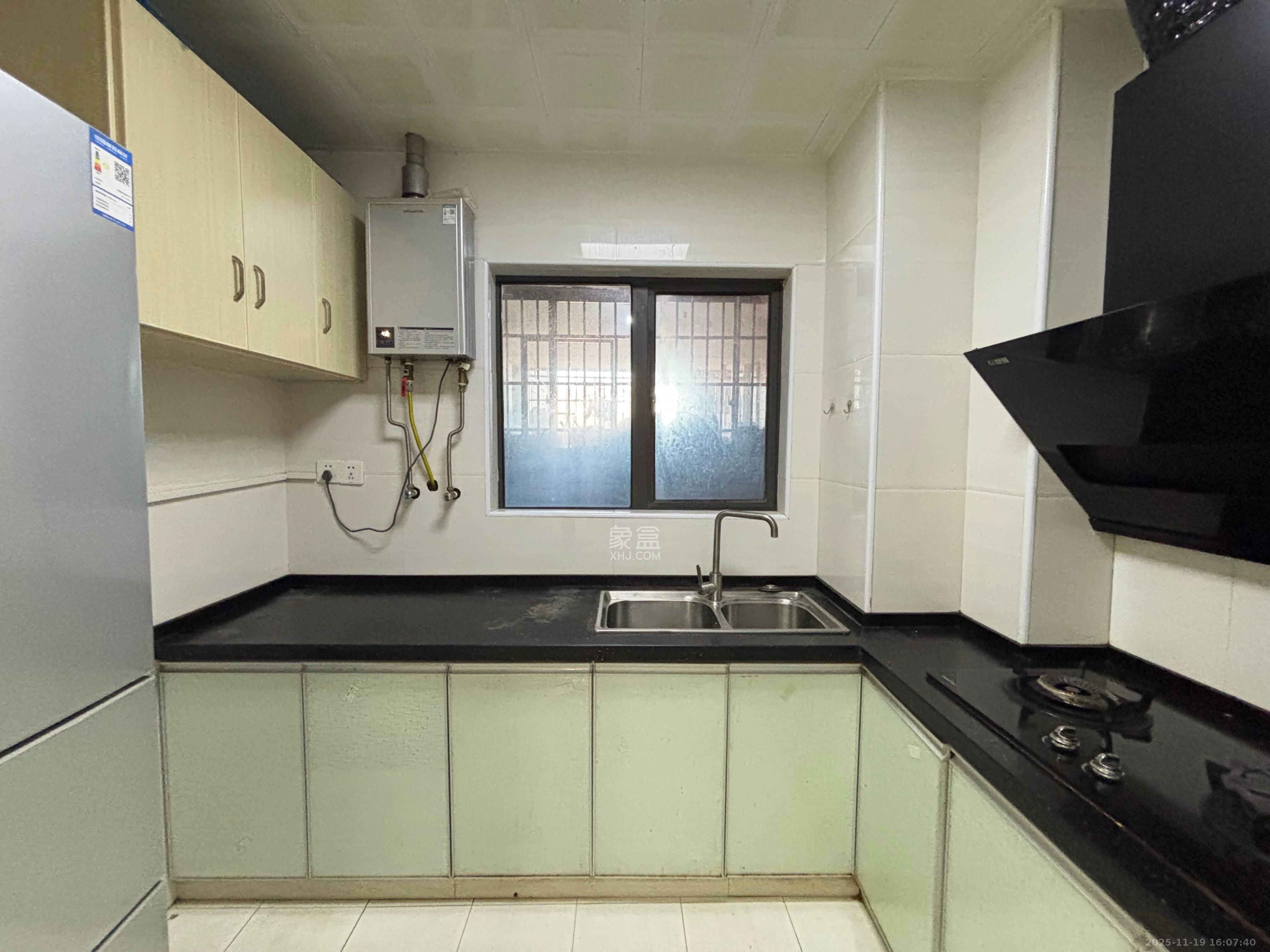 东驿竹园 2室2厅1卫 1900.0元/月 东驿竹园 2室2厅1卫 1900.0元/月室内图