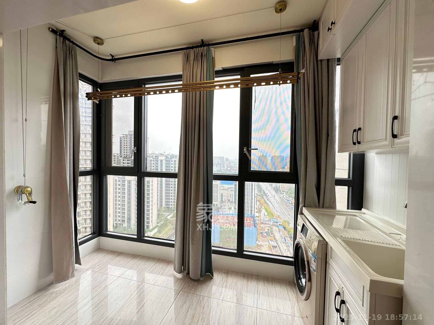 恒大上林苑 2室1厅1卫 2600.0元/月 恒大上林苑 2室1厅1卫 2600.0元/月室内图