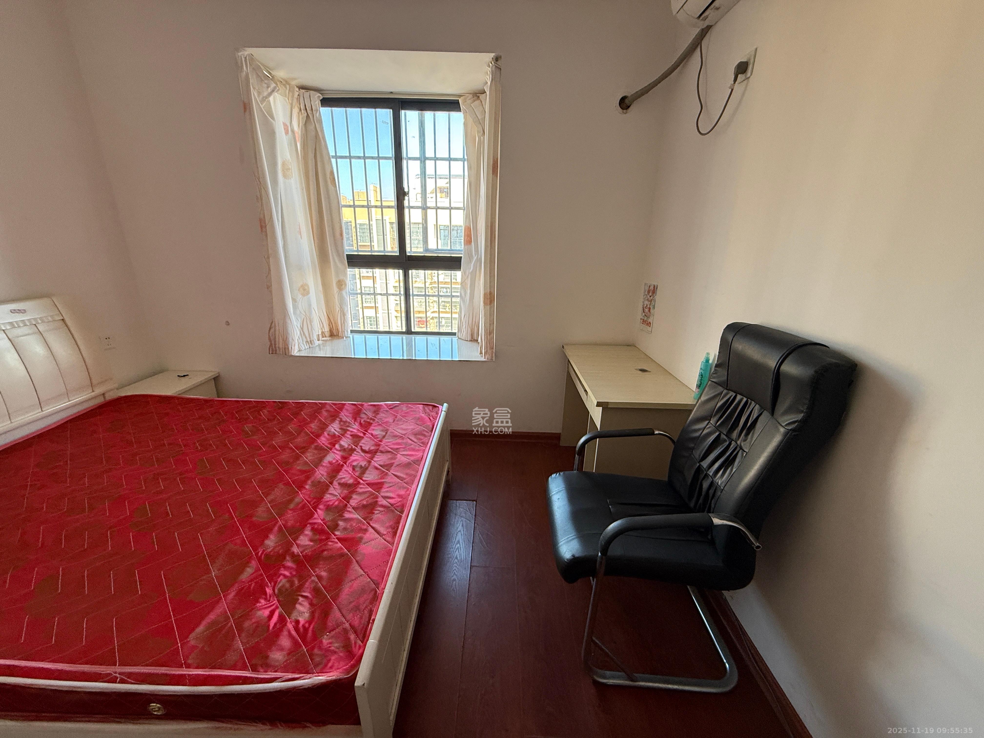 观沙嘉园  2室2厅1卫    1800.0元/月室内图