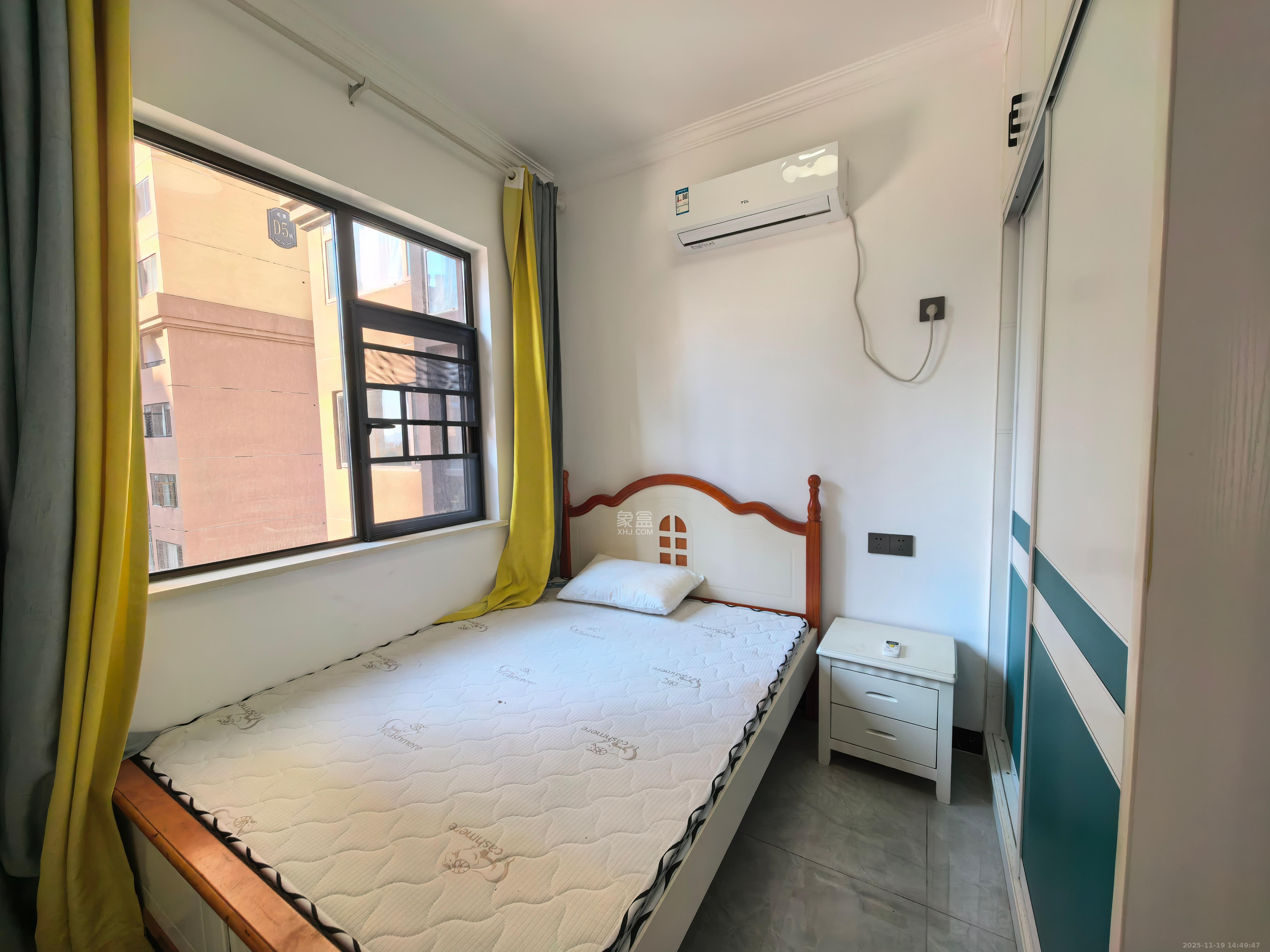 江山帝景哈佛  2室2厅1卫    1800.0元/月室内图