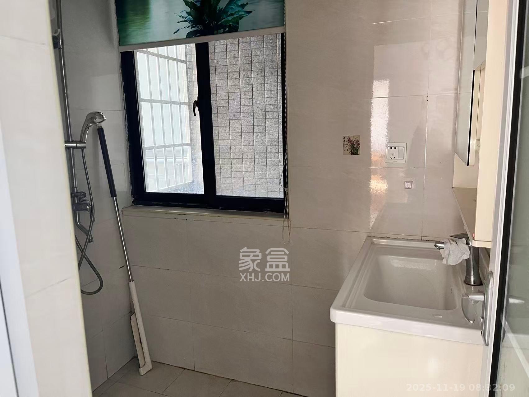 优山美地 2室1厅1卫 2000.0元/月 优山美地 2室1厅1卫 2000.0元/月室内图