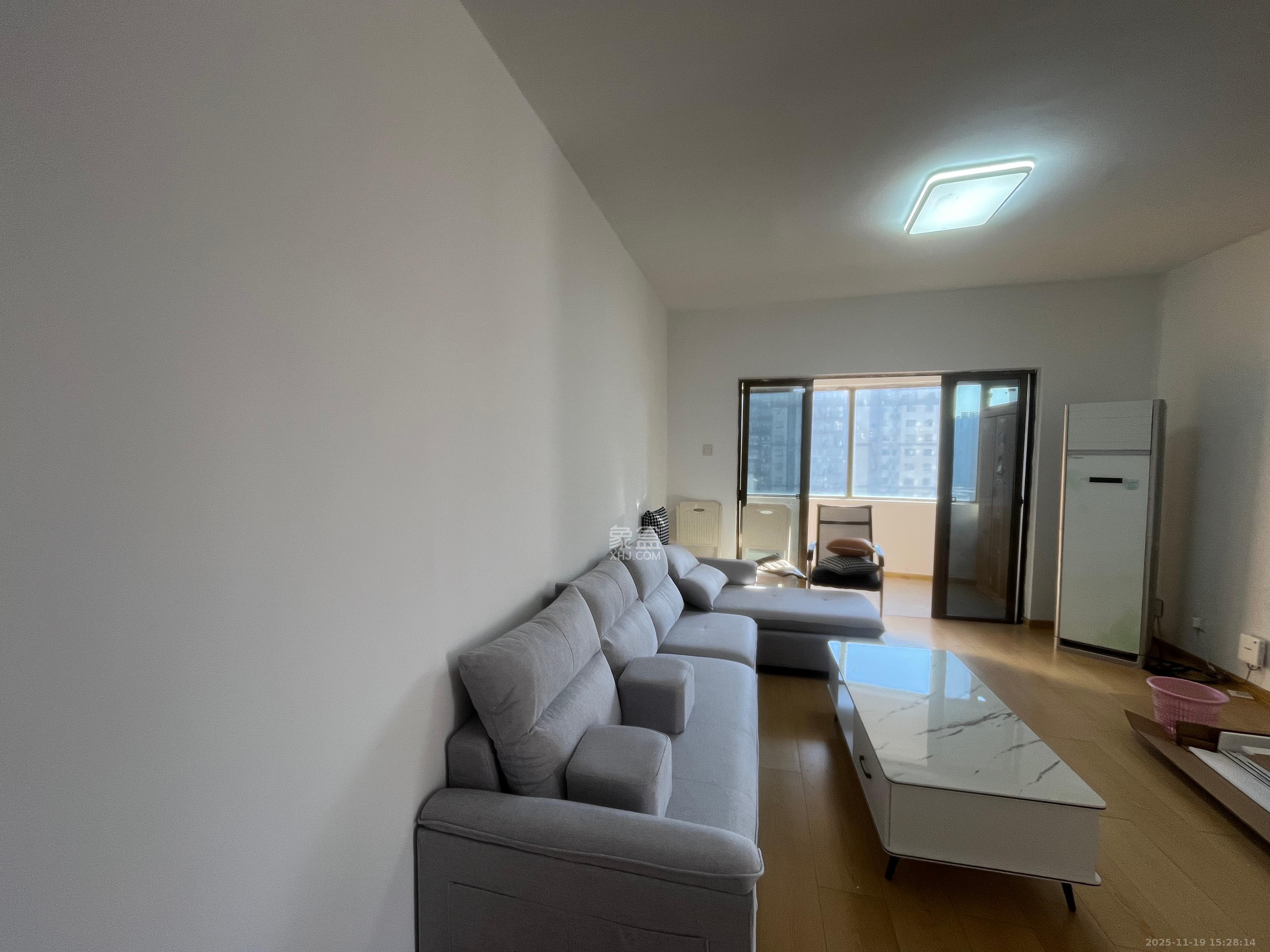 江山帝景哈佛 2室2厅1卫 1700.0元/月 江山帝景哈佛 2室2厅1卫 1700.0元/月室内图