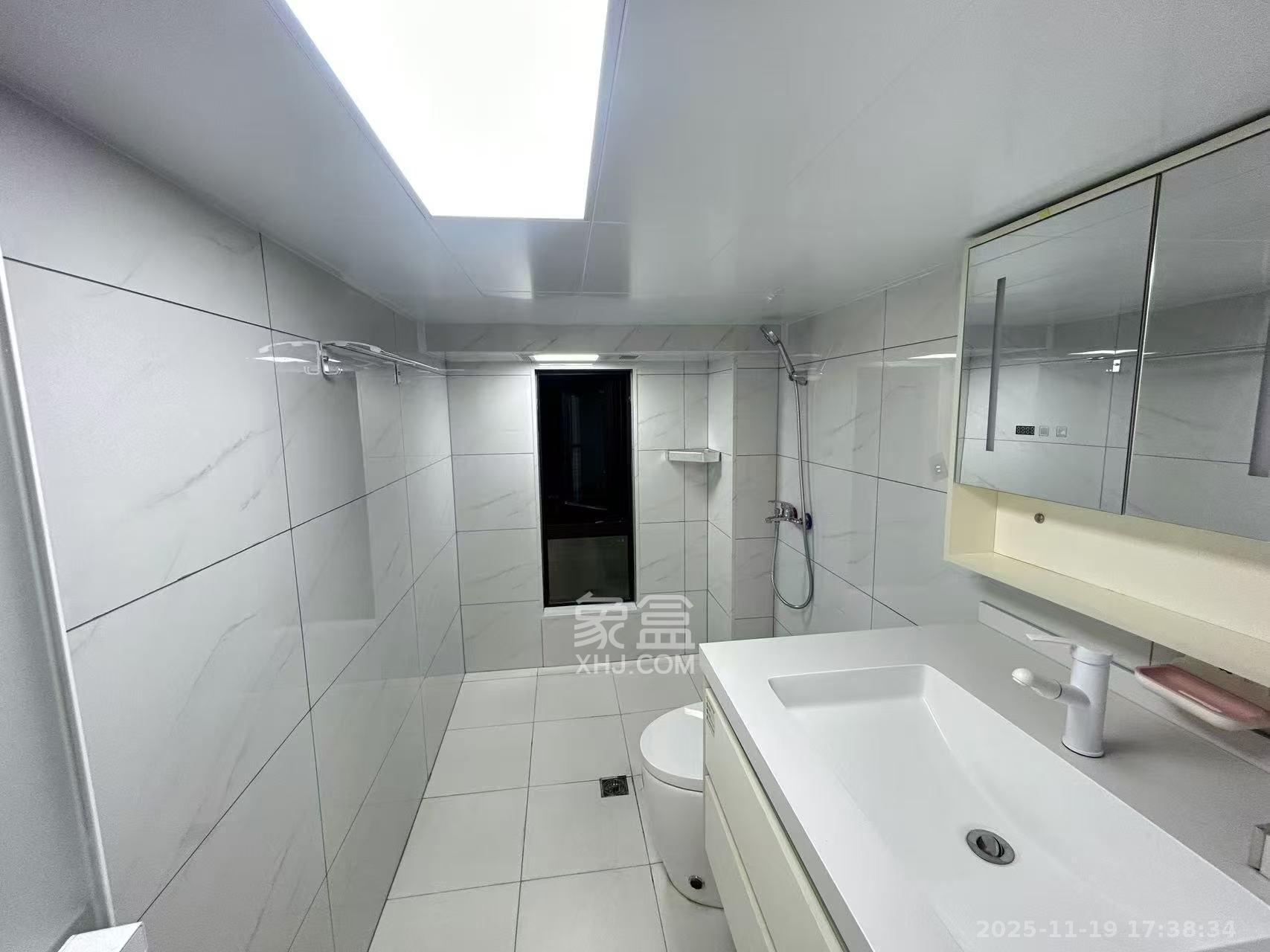 万科金色梦想B区 2室1厅1卫 2300.0元/月 万科金色梦想B区 2室1厅1卫 2300.0元/月室内图