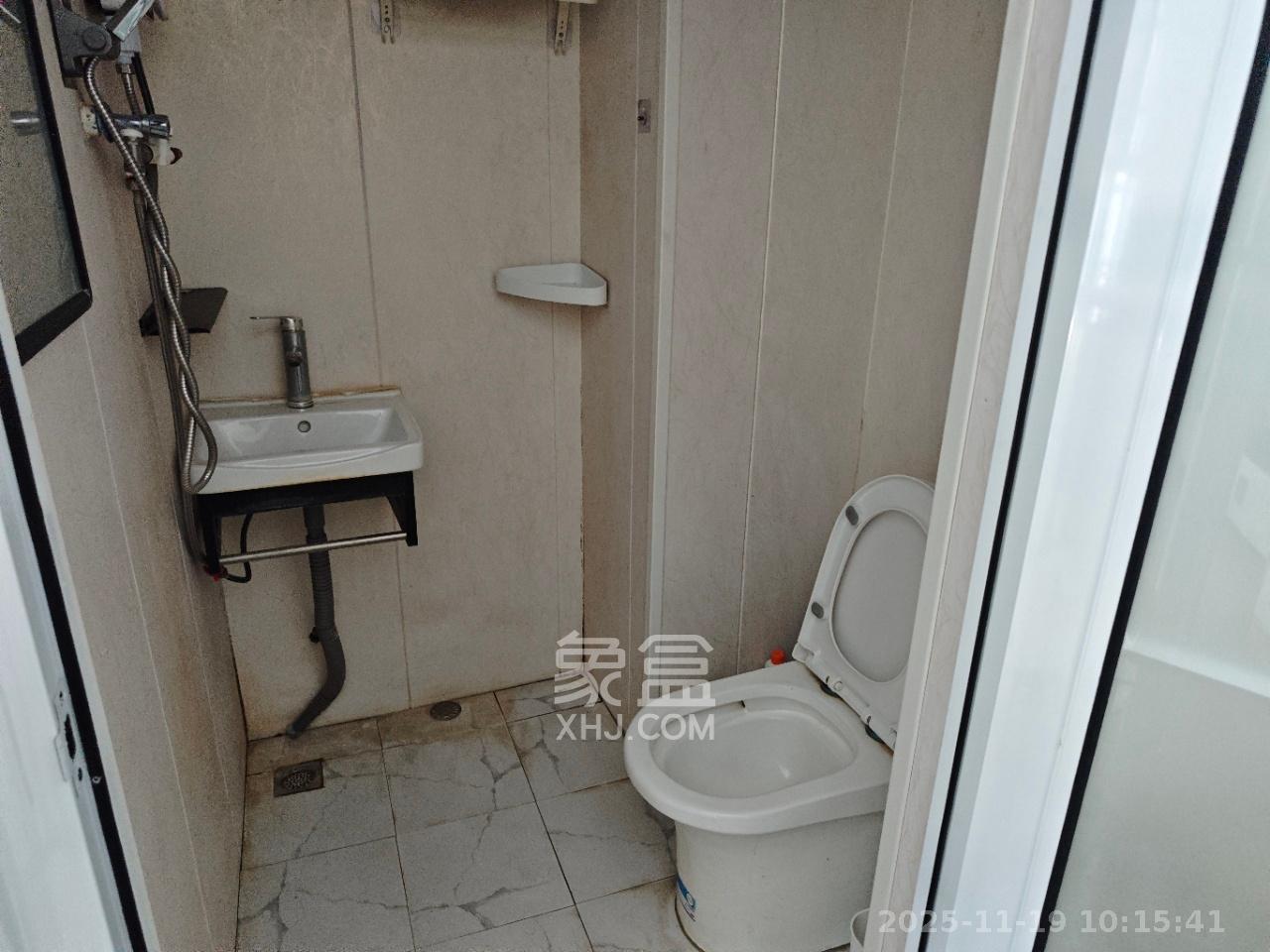 爱家当代境  1室1厅1卫    1400.0元/月室内图