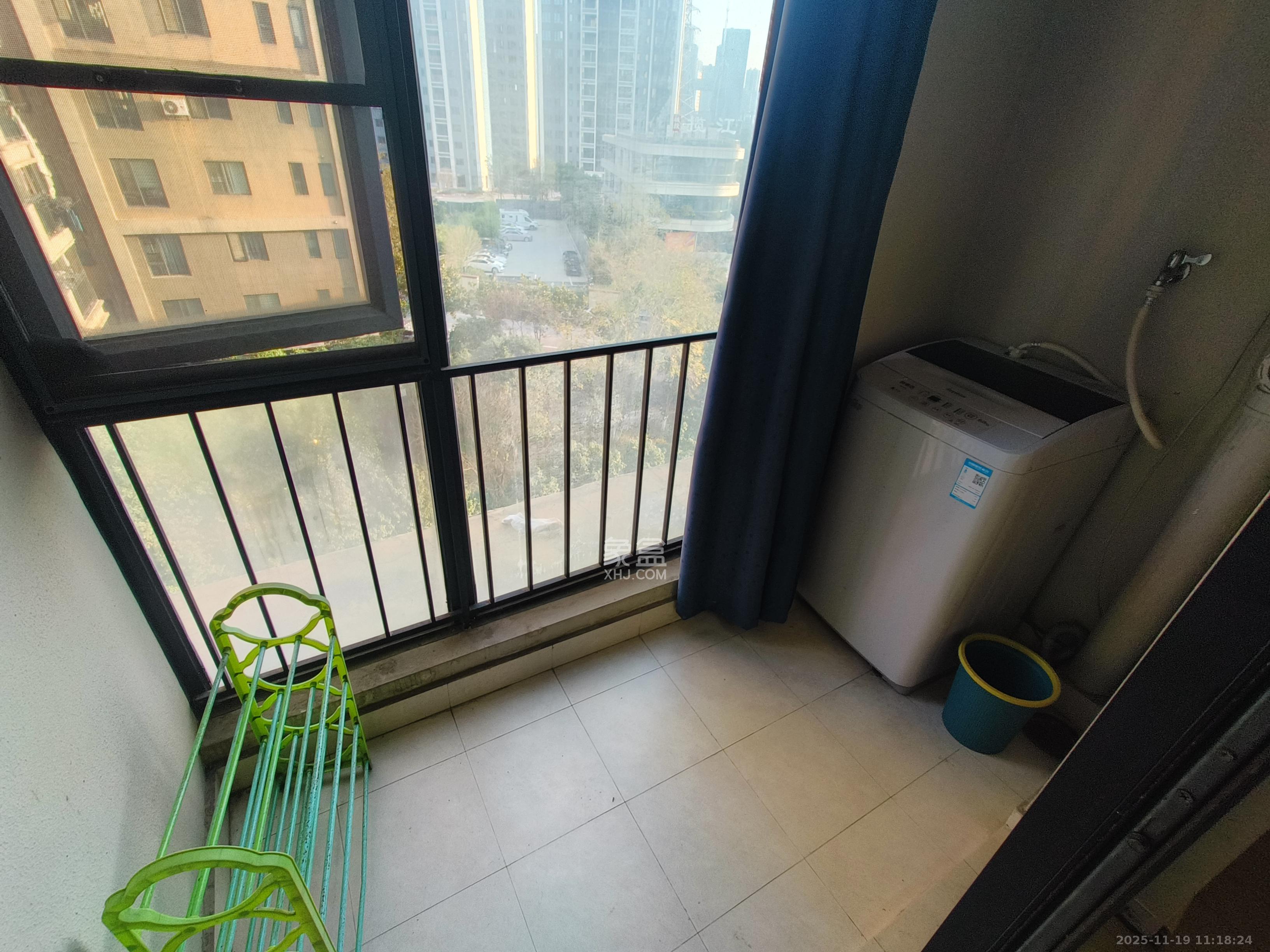 万科城 1室1厅1卫 1250.0元/月 万科城 1室1厅1卫 1250.0元/月室内图