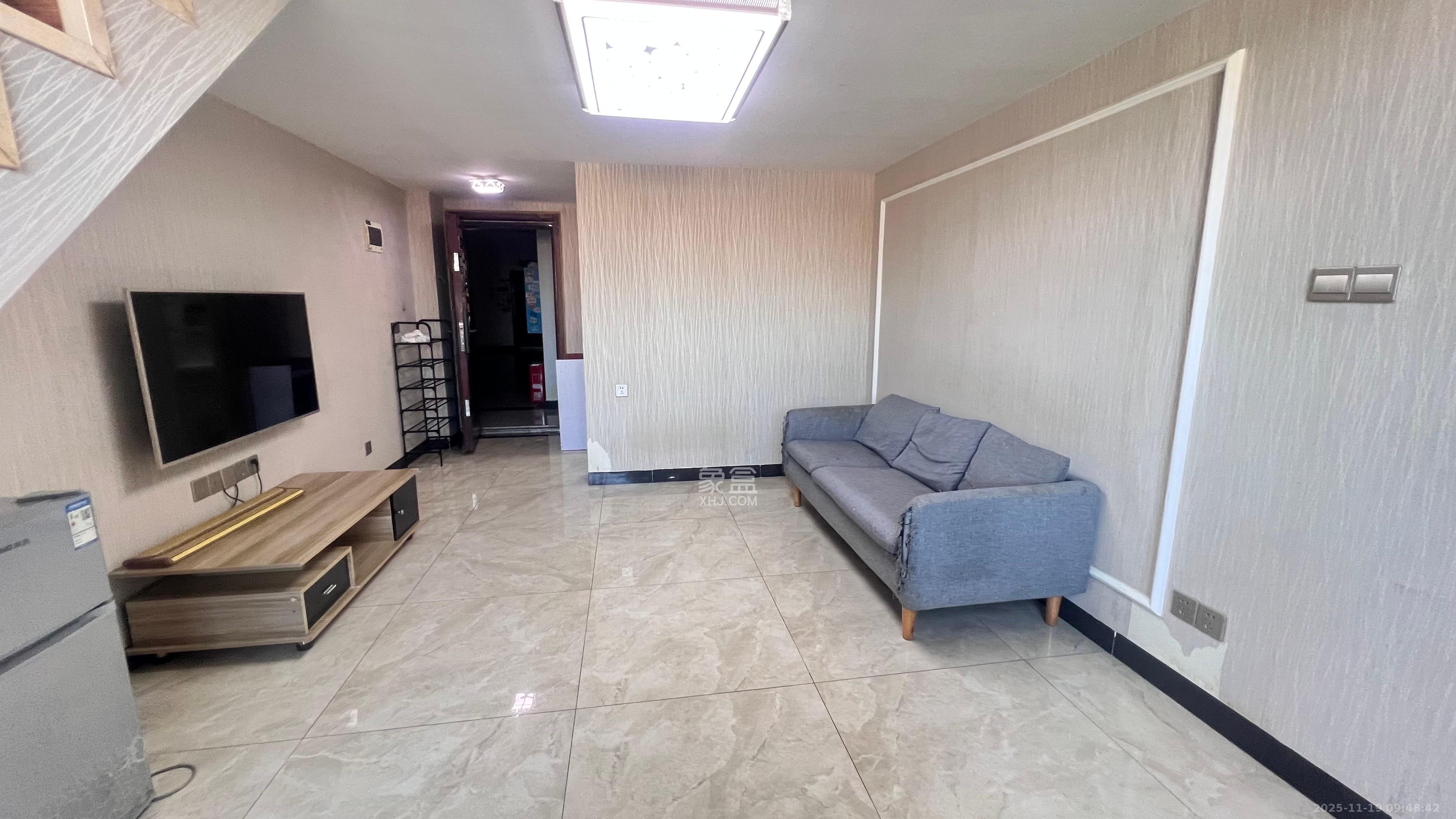 艾美潇湘  1室1厅1卫    1500.0元/月室内图