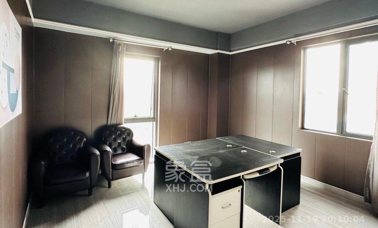 湘域相遇  1室0厅0卫    12000.0元/月室内图